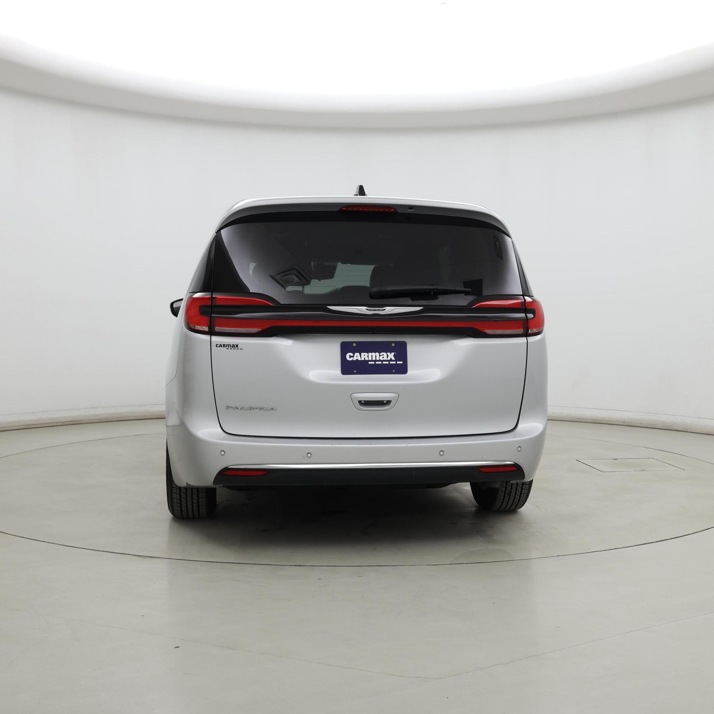 Thumbnail: 2024 Chrysler Pacifica - 6