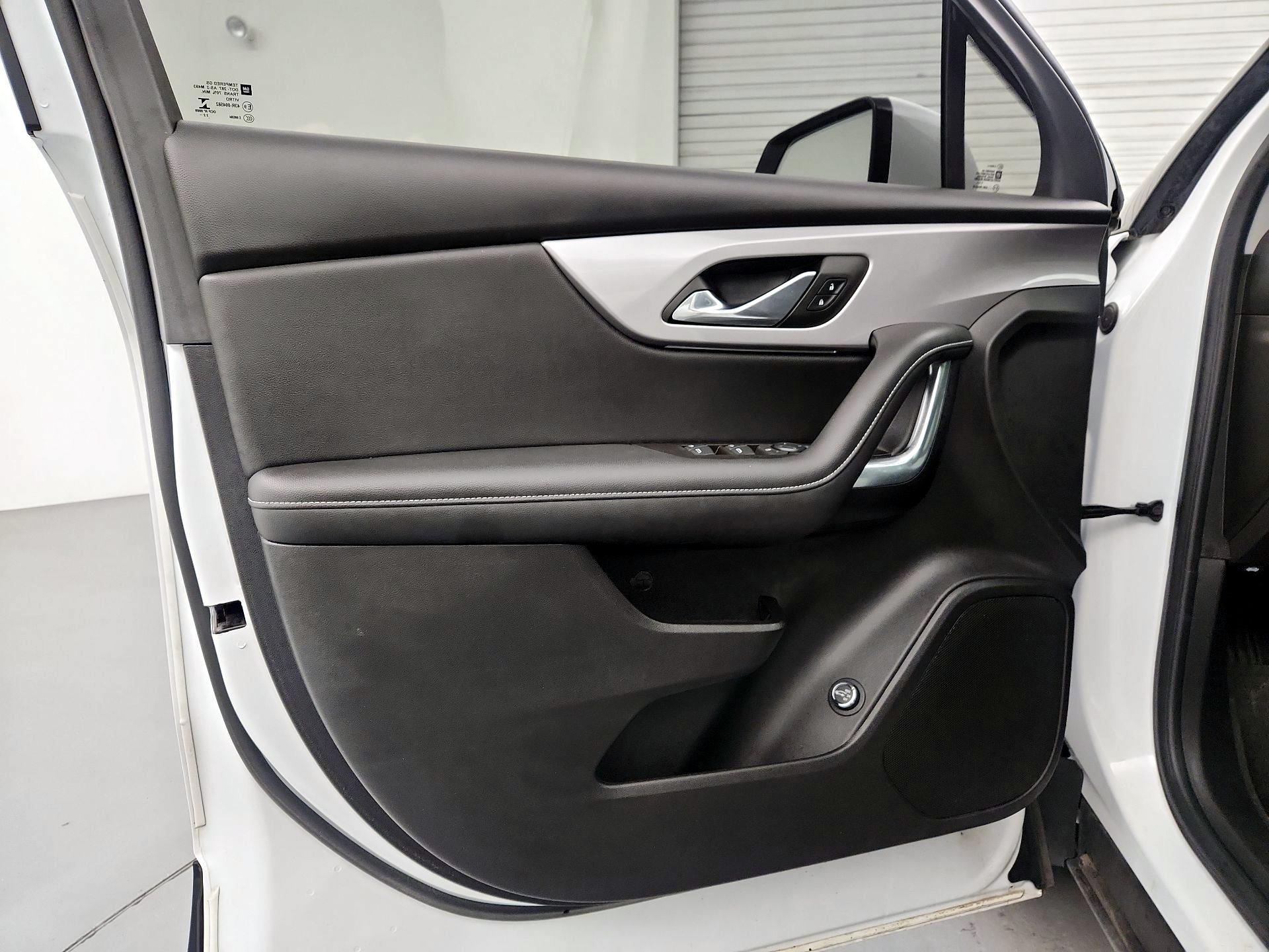 Thumbnail: 2023 Chevrolet Blazer - 12