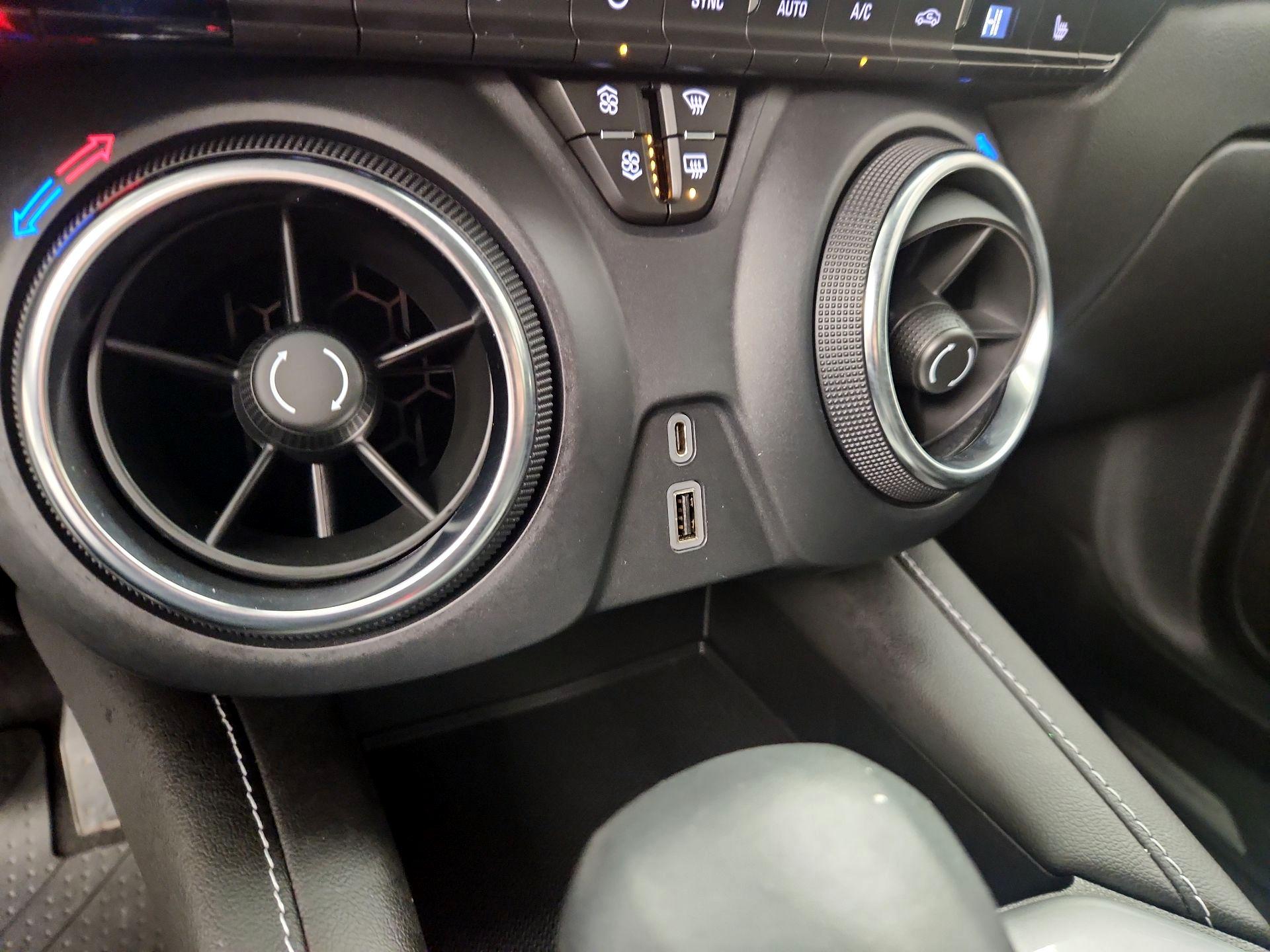 Thumbnail: 2023 Chevrolet Blazer - 18