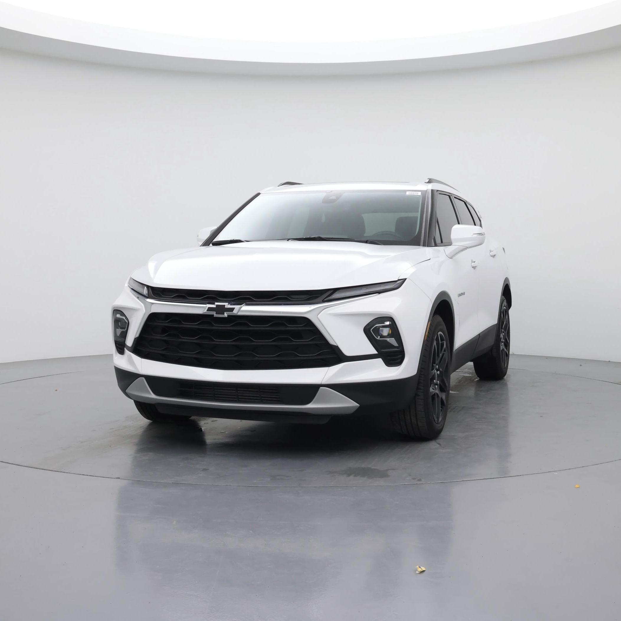 Thumbnail: 2023 Chevrolet Blazer - 4