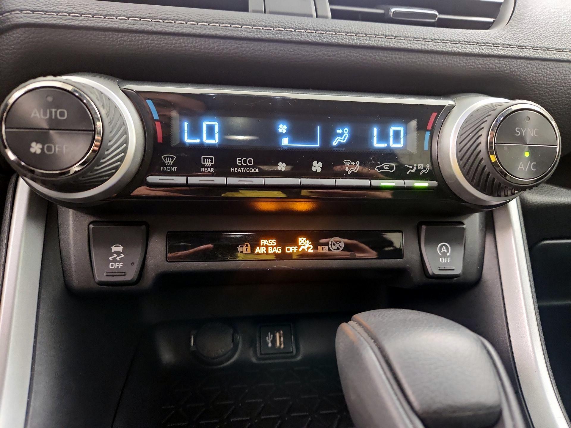 Thumbnail: 2023 Toyota RAV4 - 16