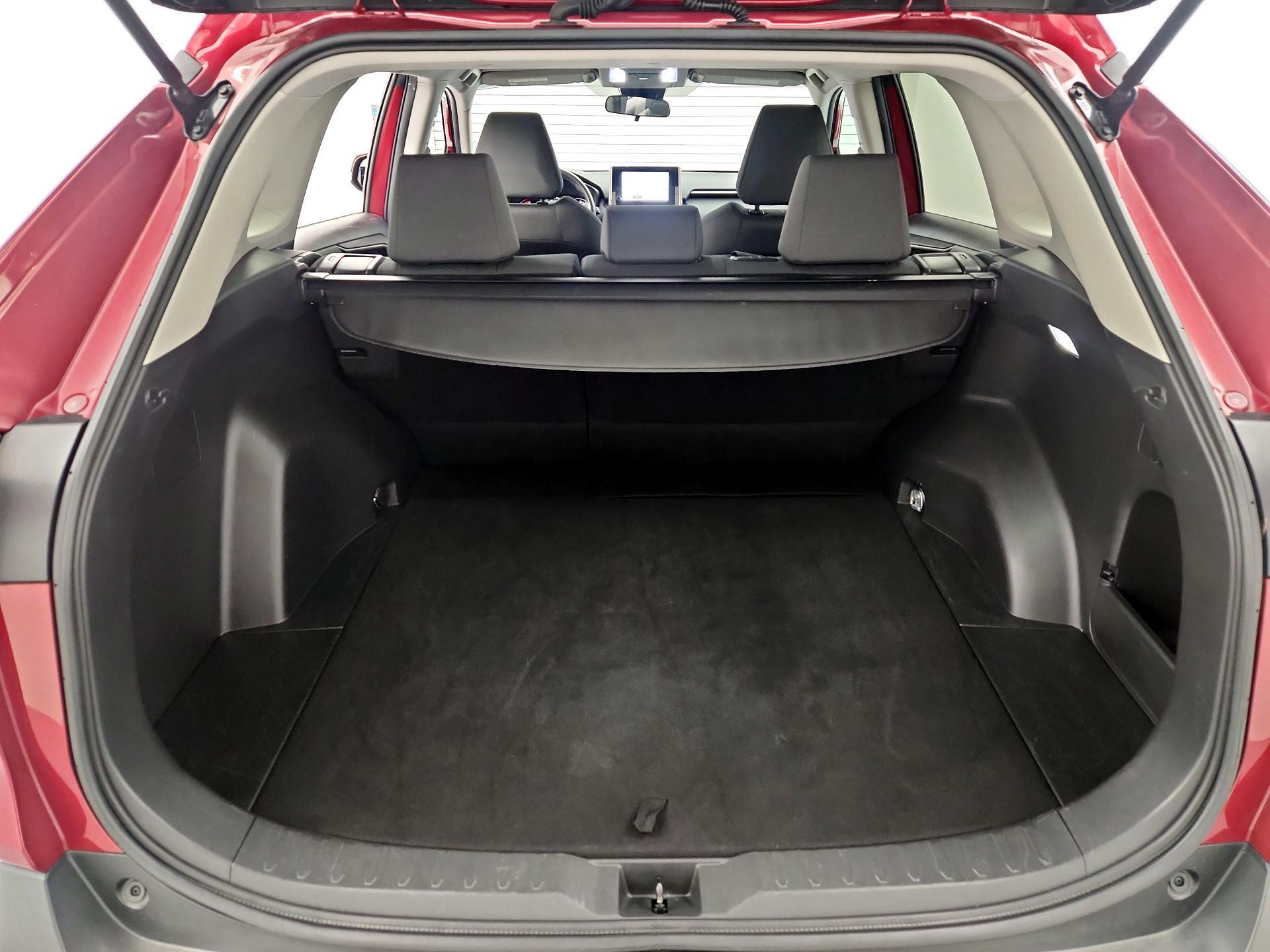 Thumbnail: 2023 Toyota RAV4 - 20