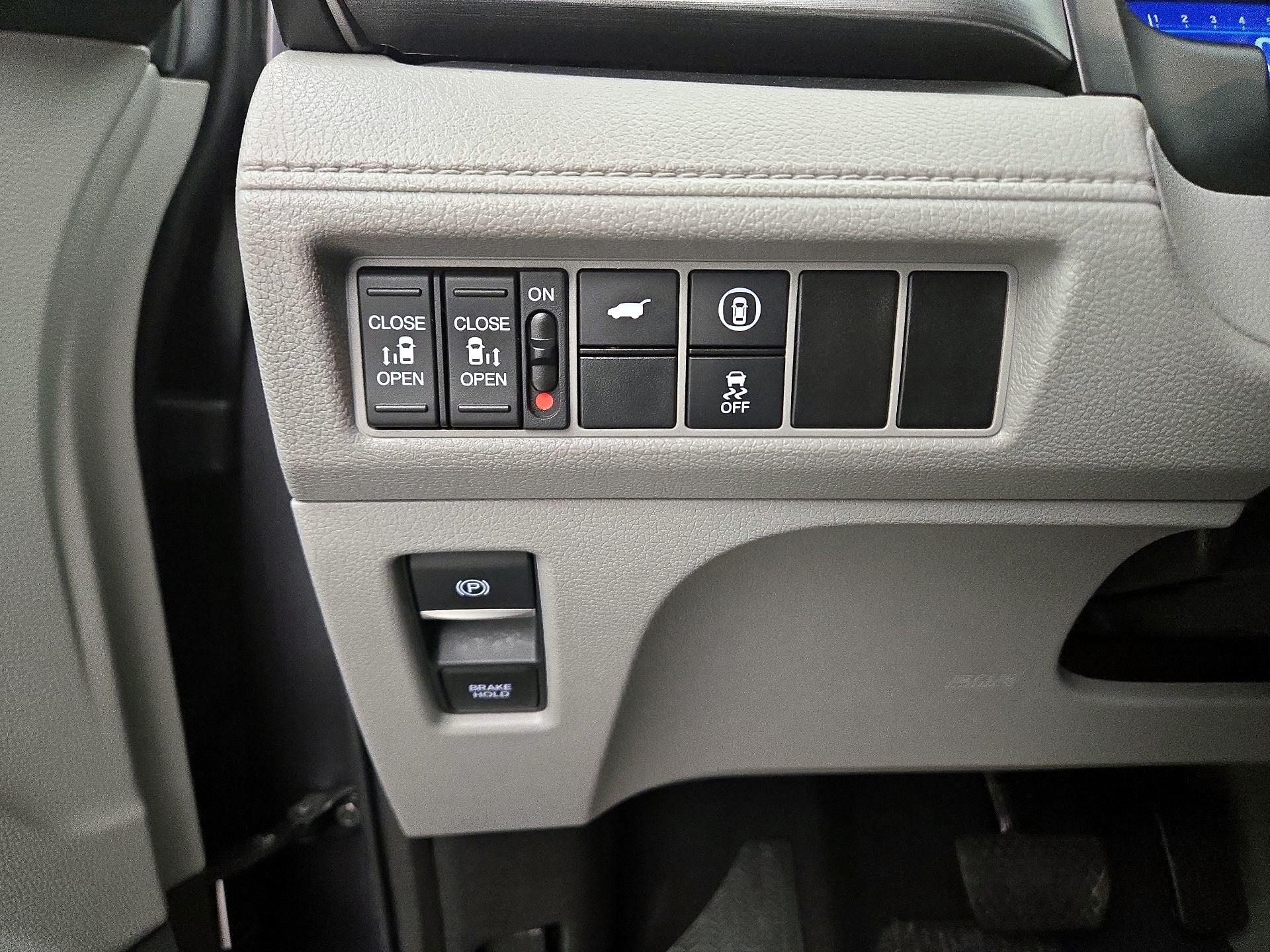 Thumbnail: 2022 Honda Odyssey - 13