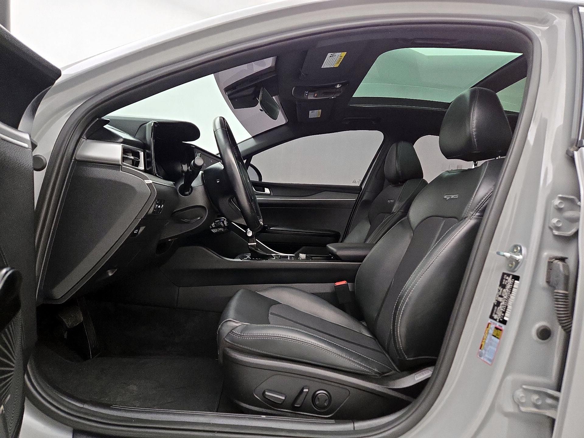 Thumbnail: 2022 Kia K5 - 11