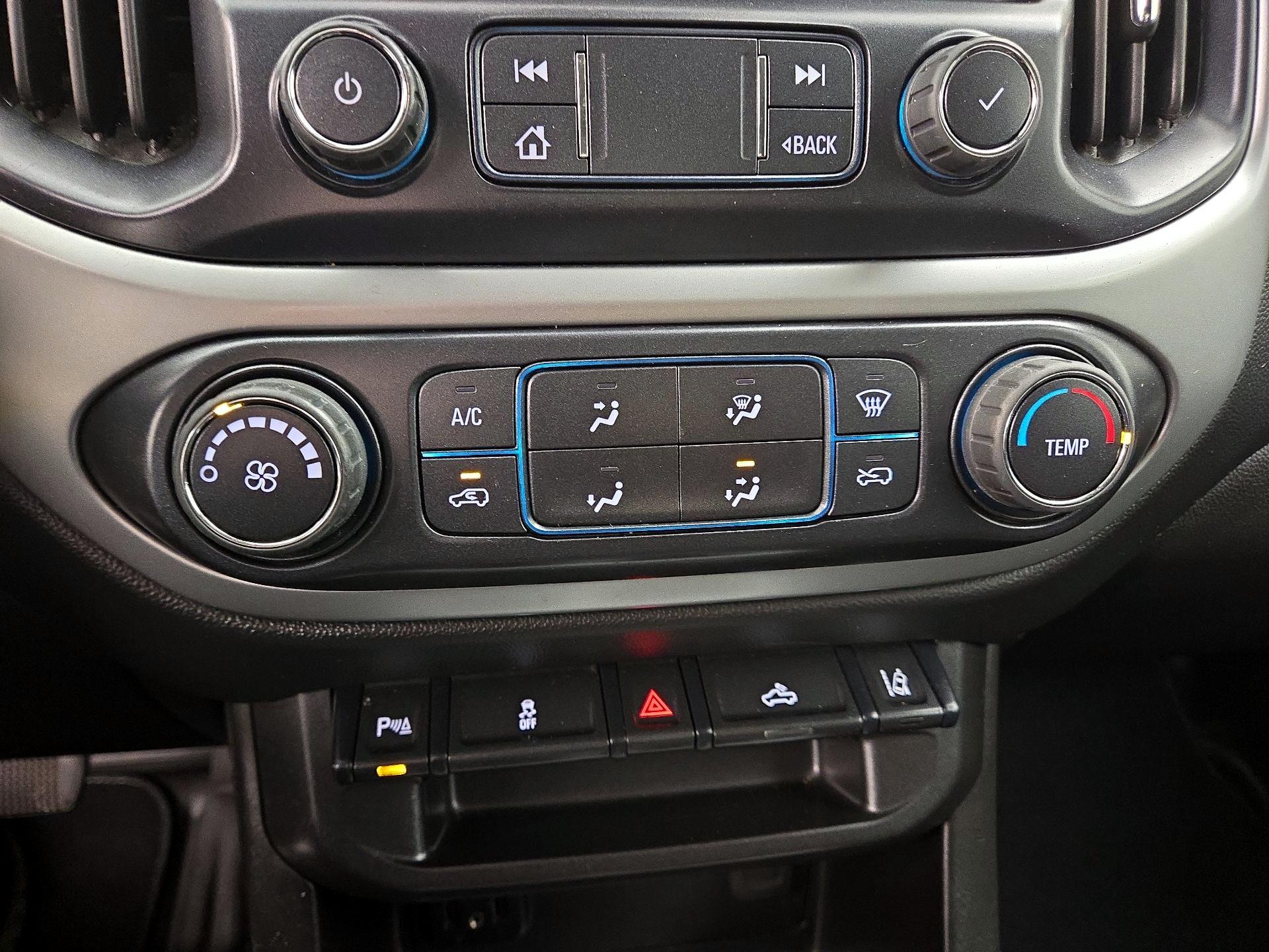 Thumbnail: 2022 Chevrolet Colorado - 16