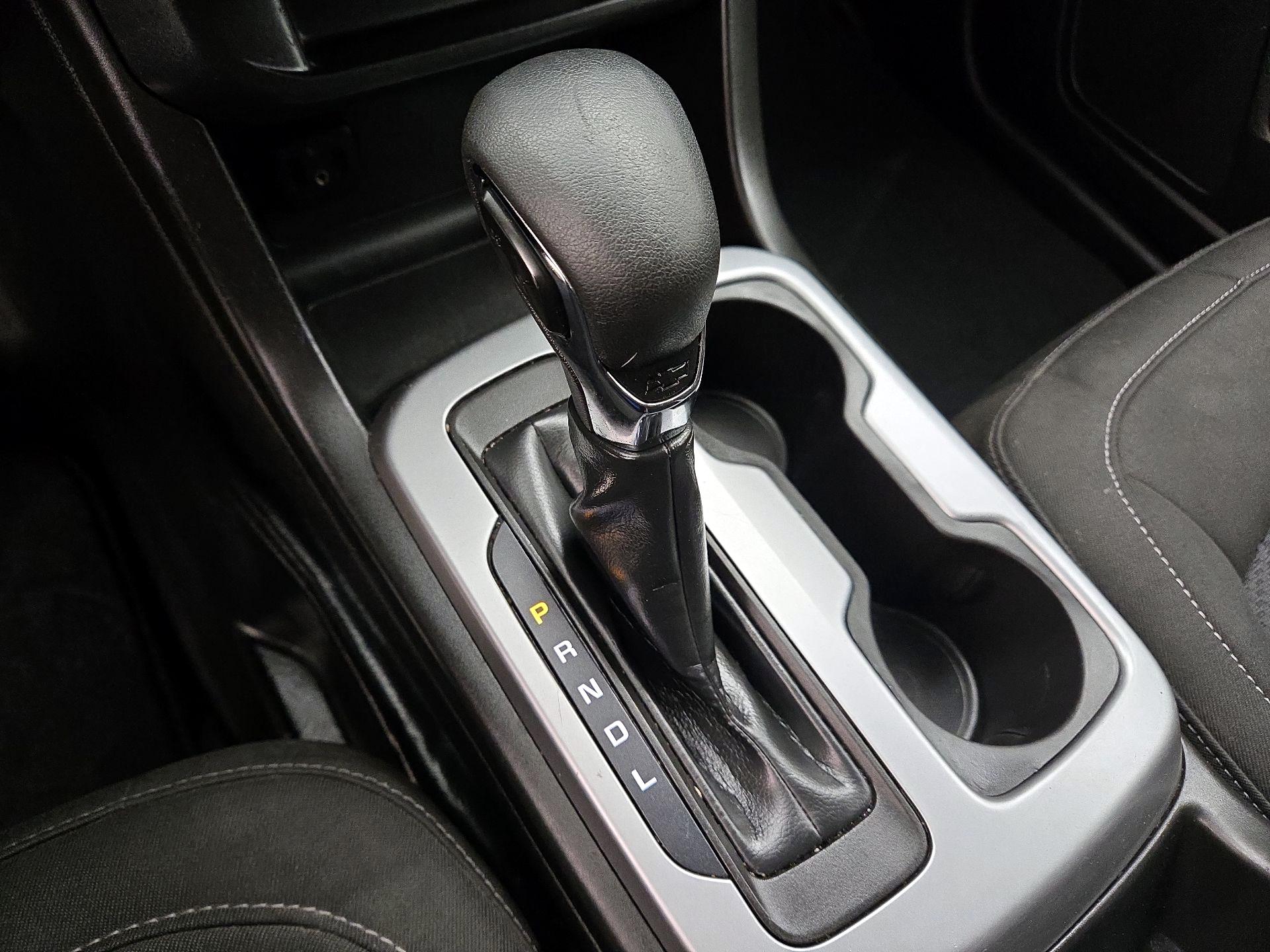 Thumbnail: 2022 Chevrolet Colorado - 17