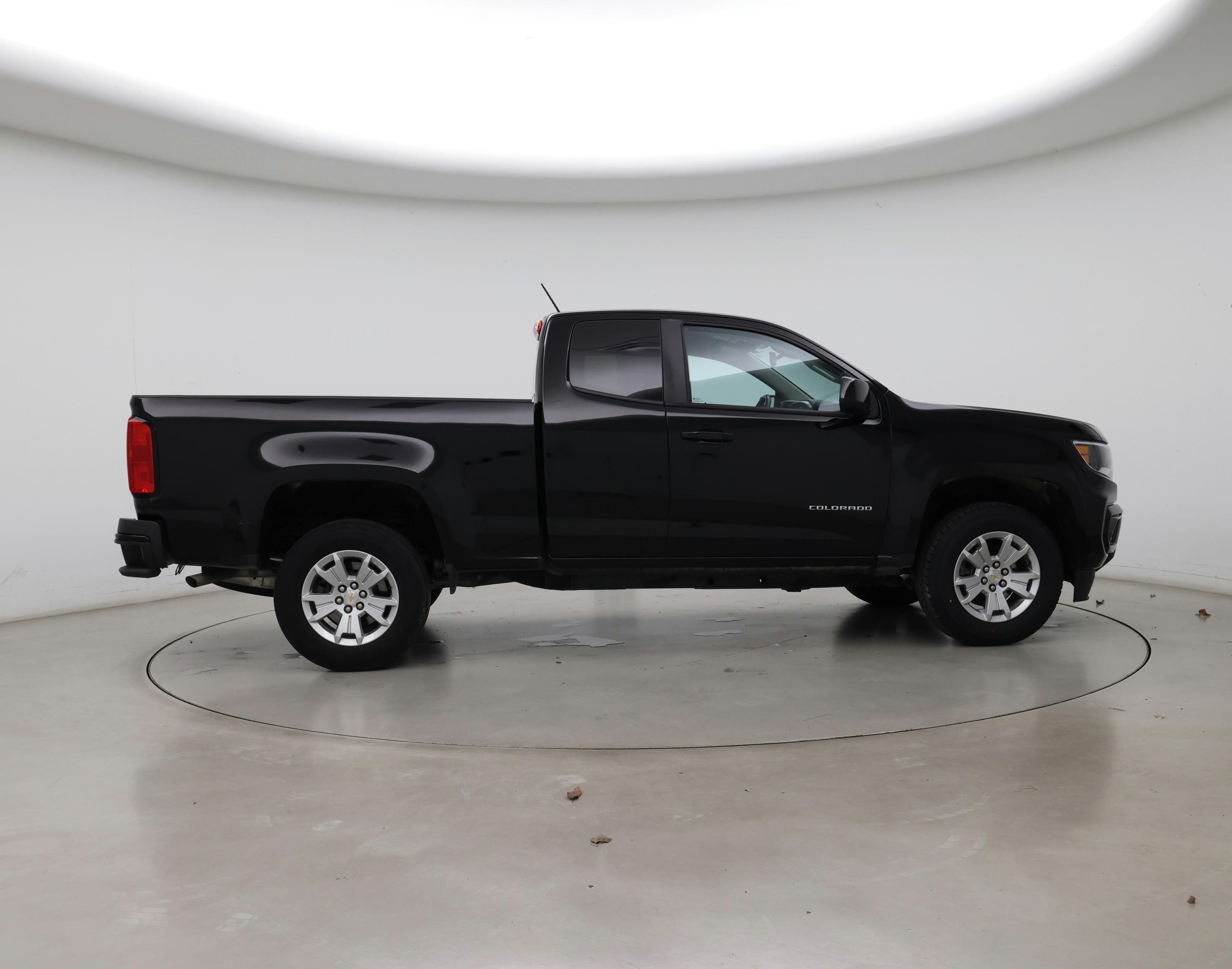 Thumbnail: 2022 Chevrolet Colorado - 7