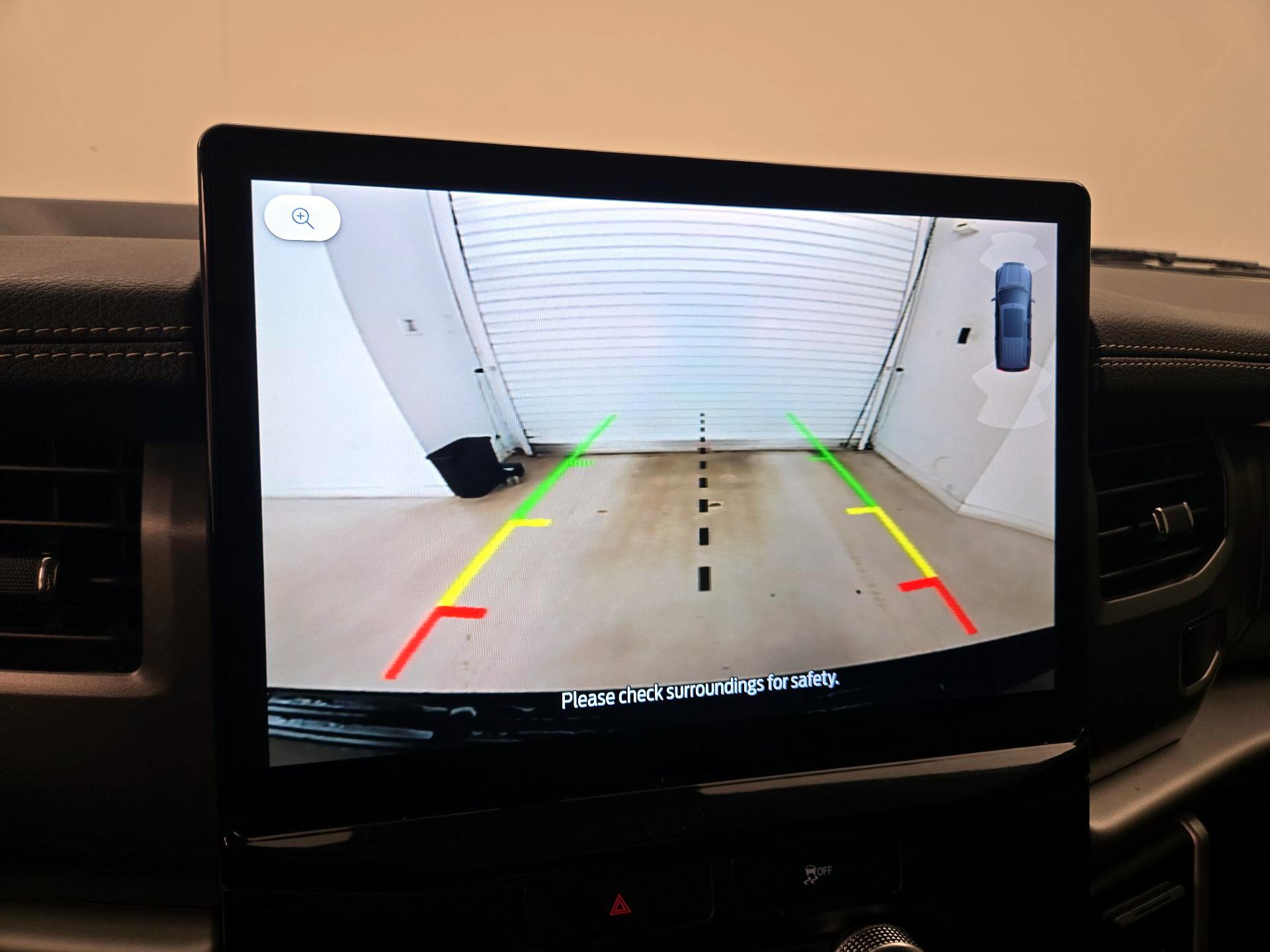 Thumbnail: 2023 Ford Expedition - 15