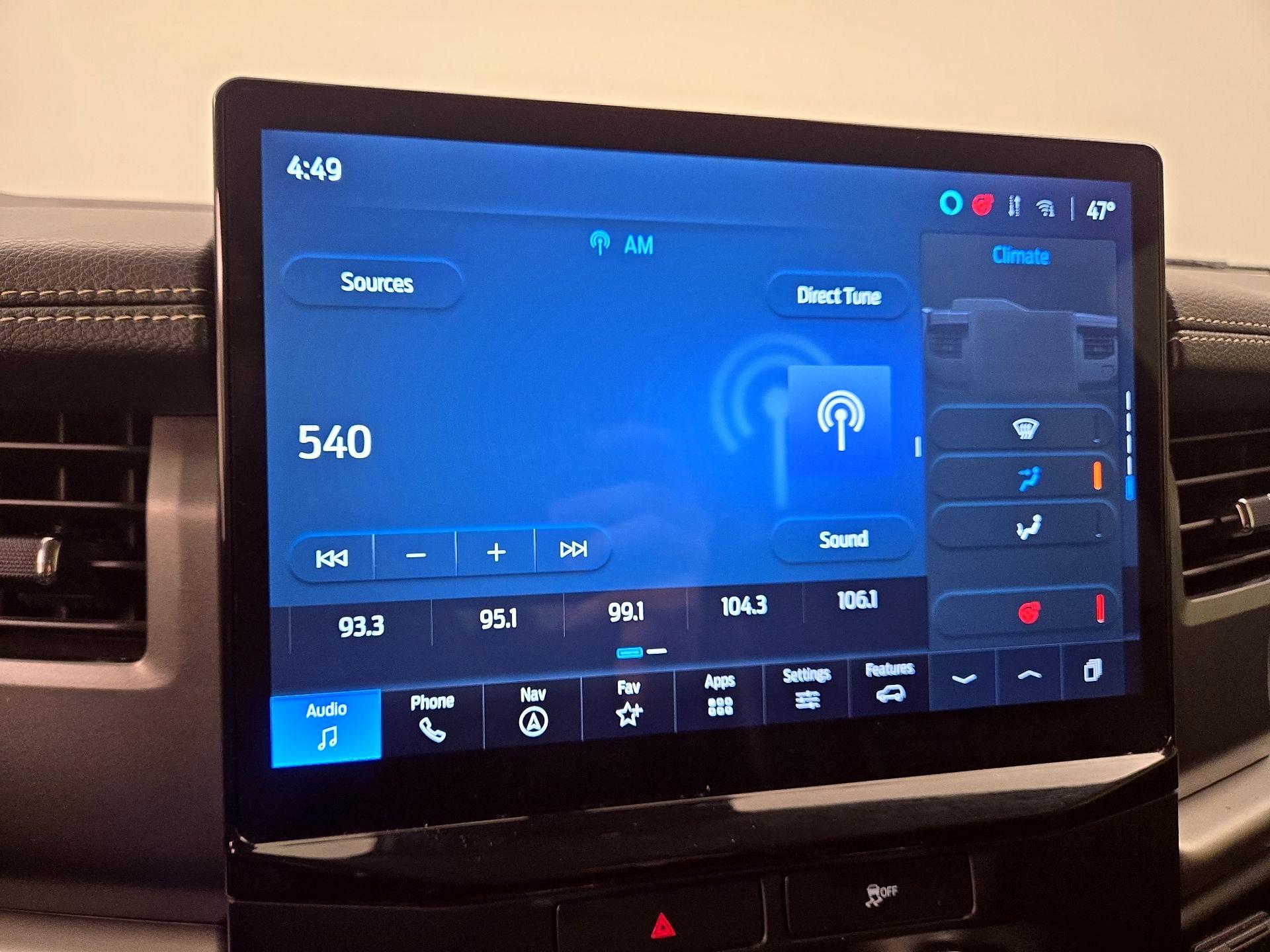 Thumbnail: 2023 Ford Expedition - 16