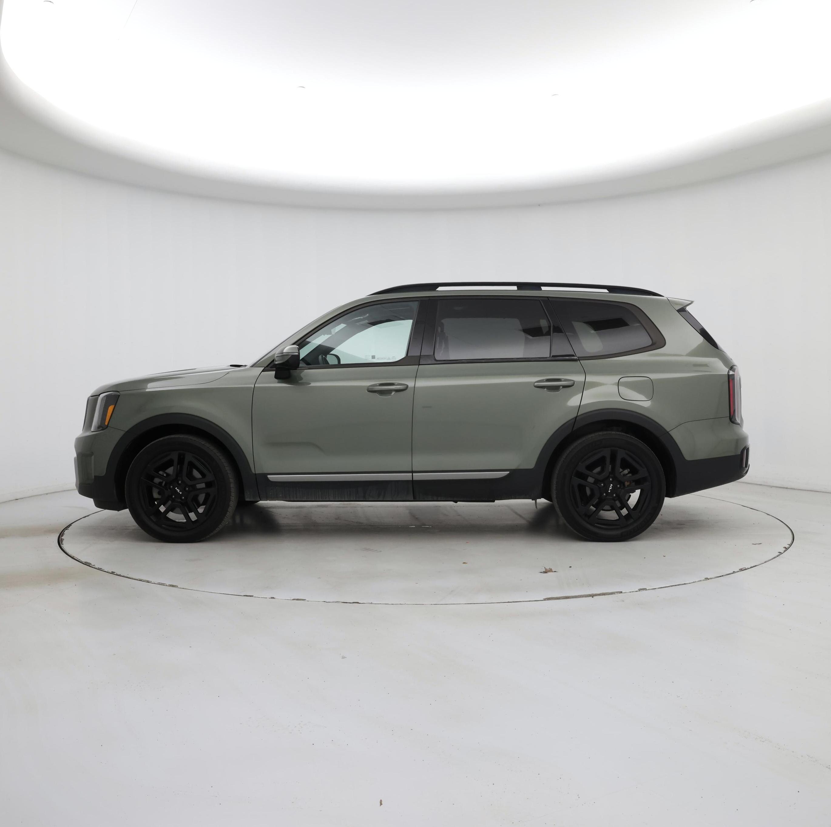 Thumbnail: 2023 Kia Telluride - 3