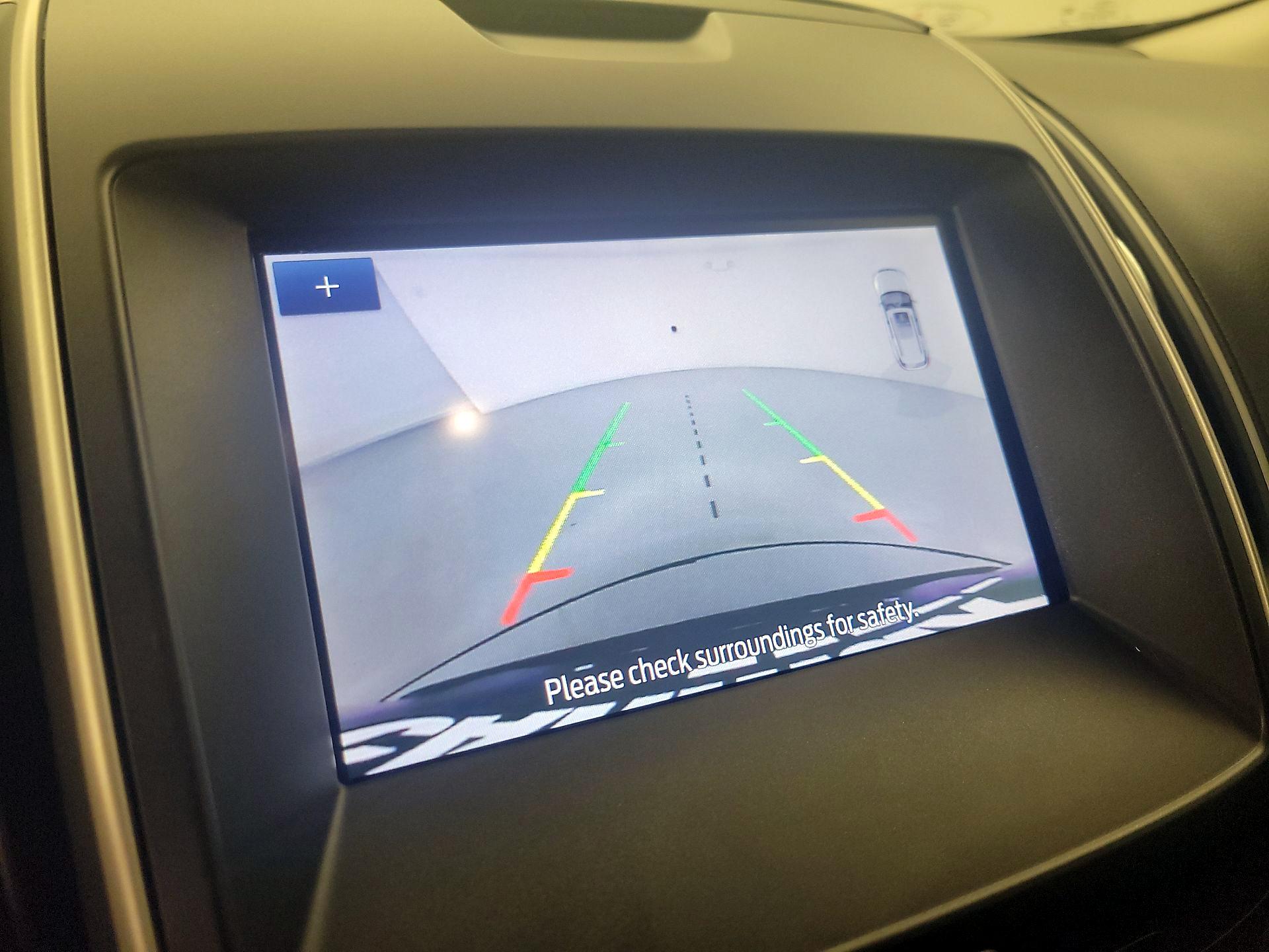 Thumbnail: 2020 Ford Edge - 15