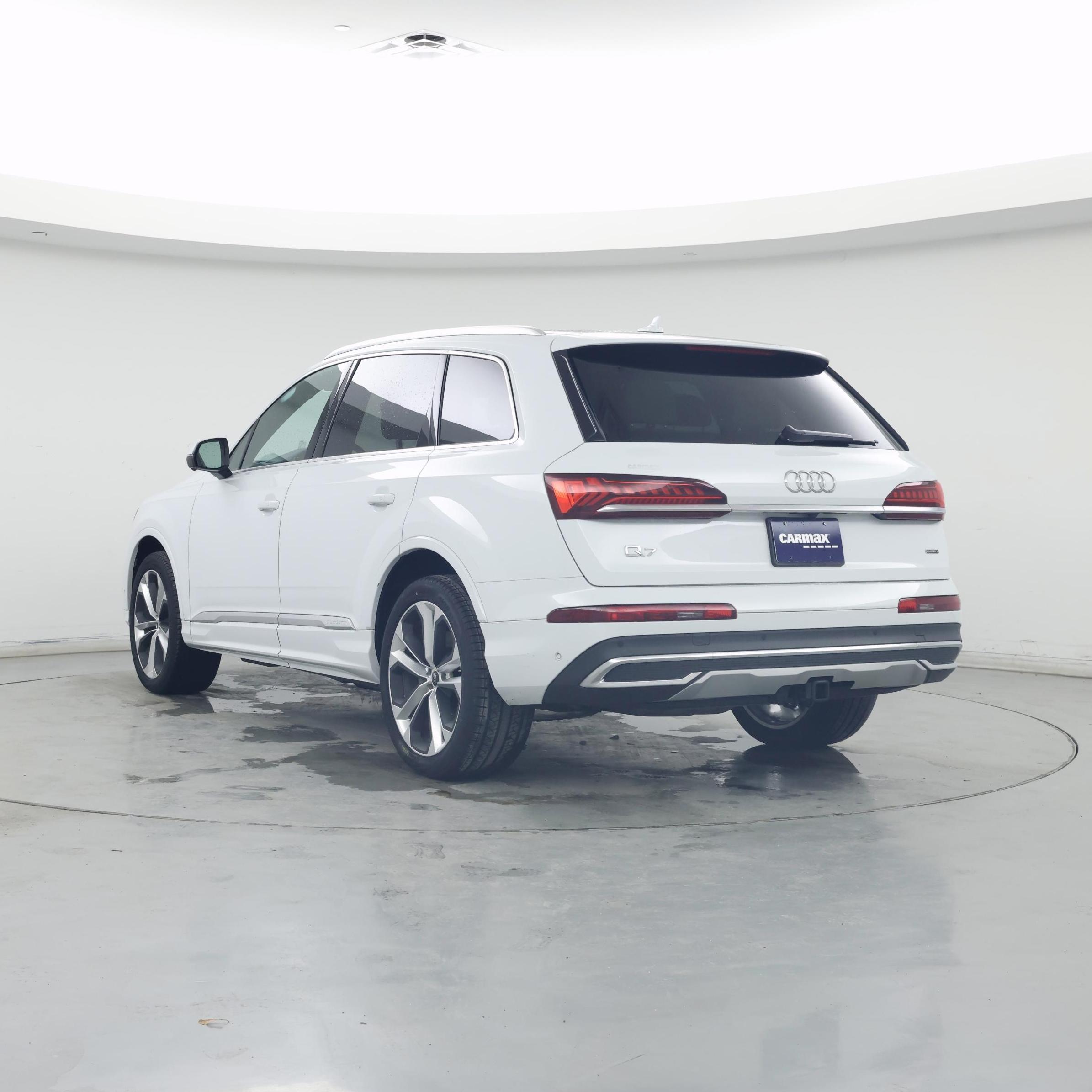 Thumbnail: 2023 Audi Q7 - 2