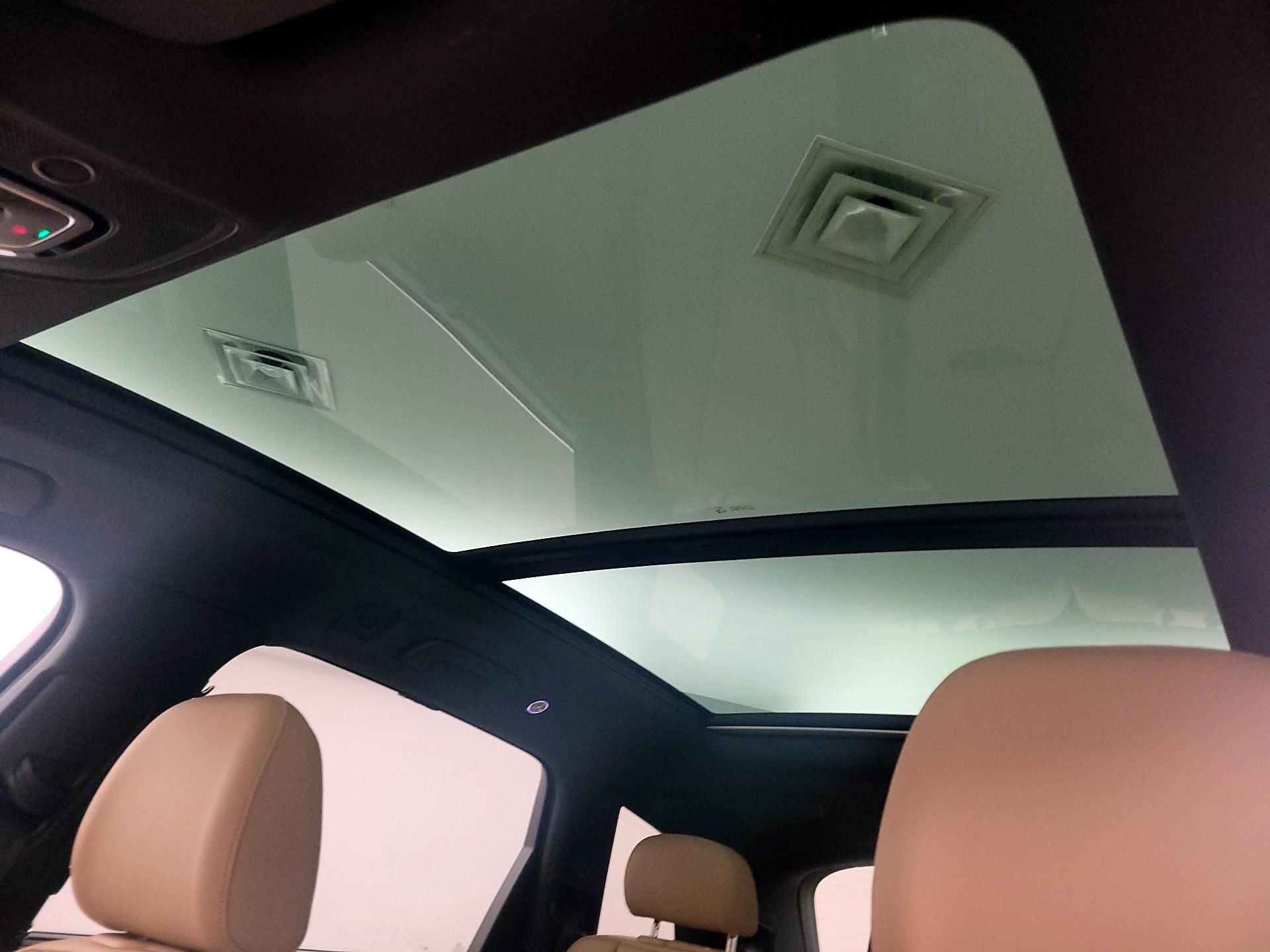 Thumbnail: 2023 Audi Q7 - 20