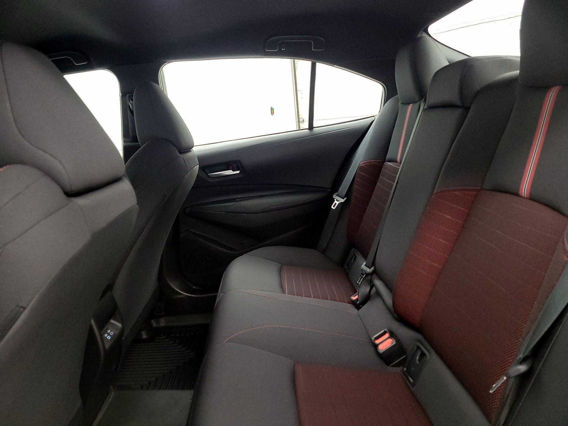 Thumbnail: 2025 Toyota Corolla - 18