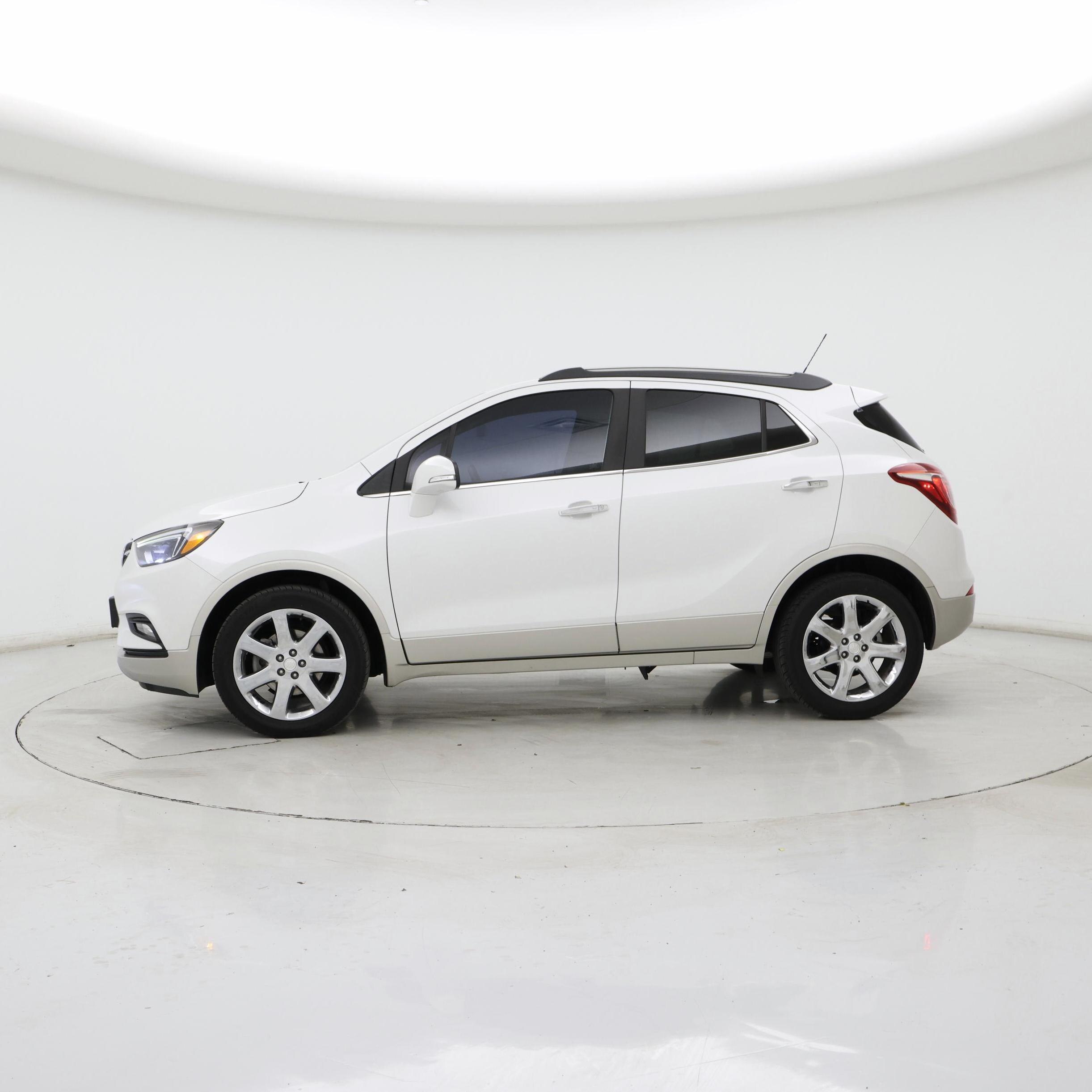 Thumbnail: 2019 Buick Encore - 3