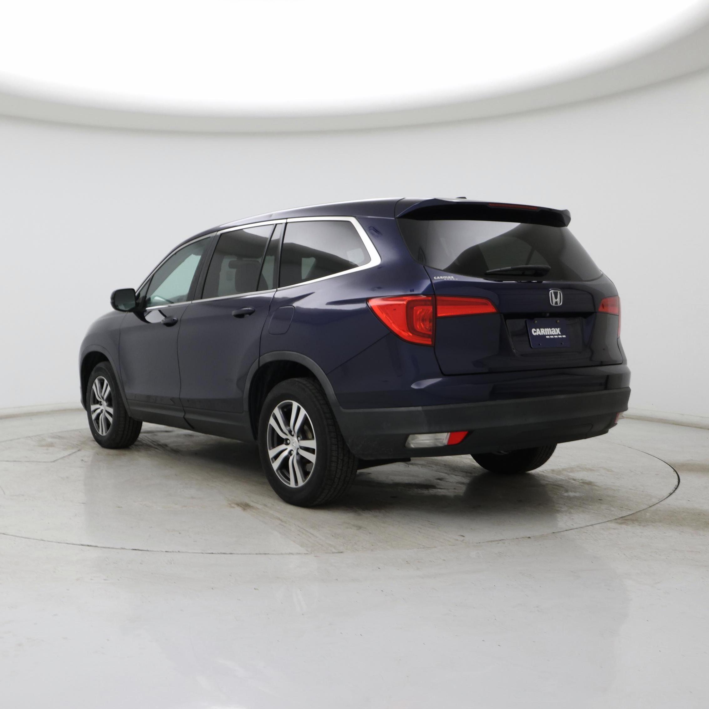 Thumbnail: 2017 Honda Pilot - 2