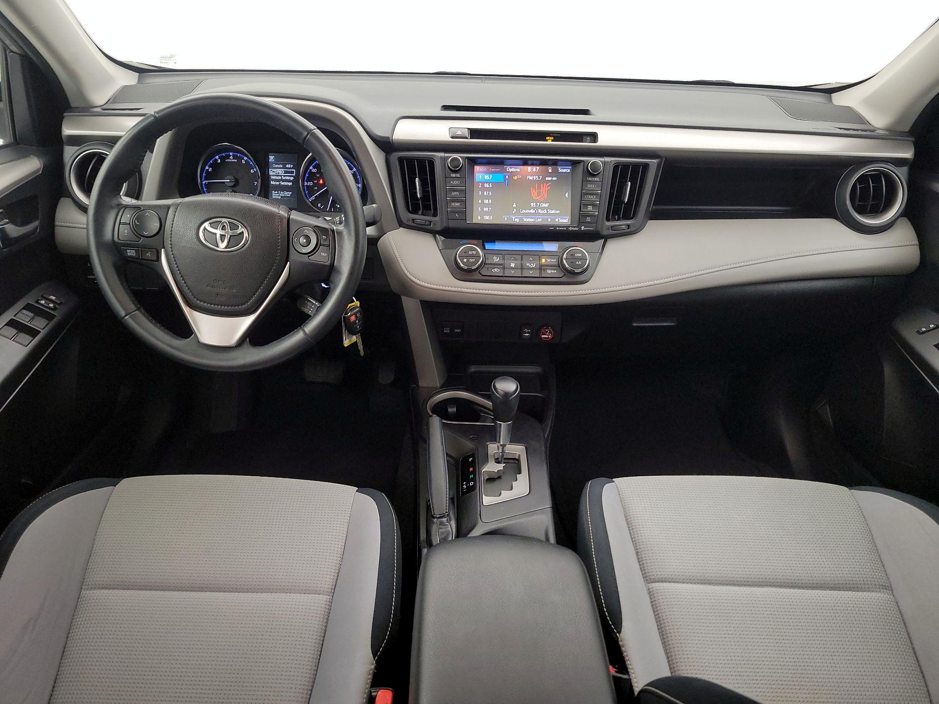 Thumbnail: 2016 Toyota RAV4 - 9