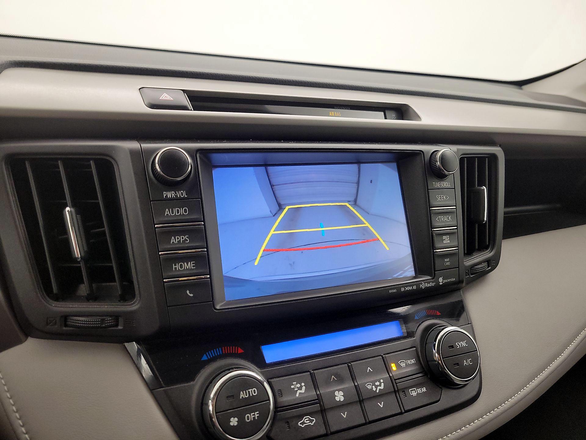 Thumbnail: 2016 Toyota RAV4 - 14