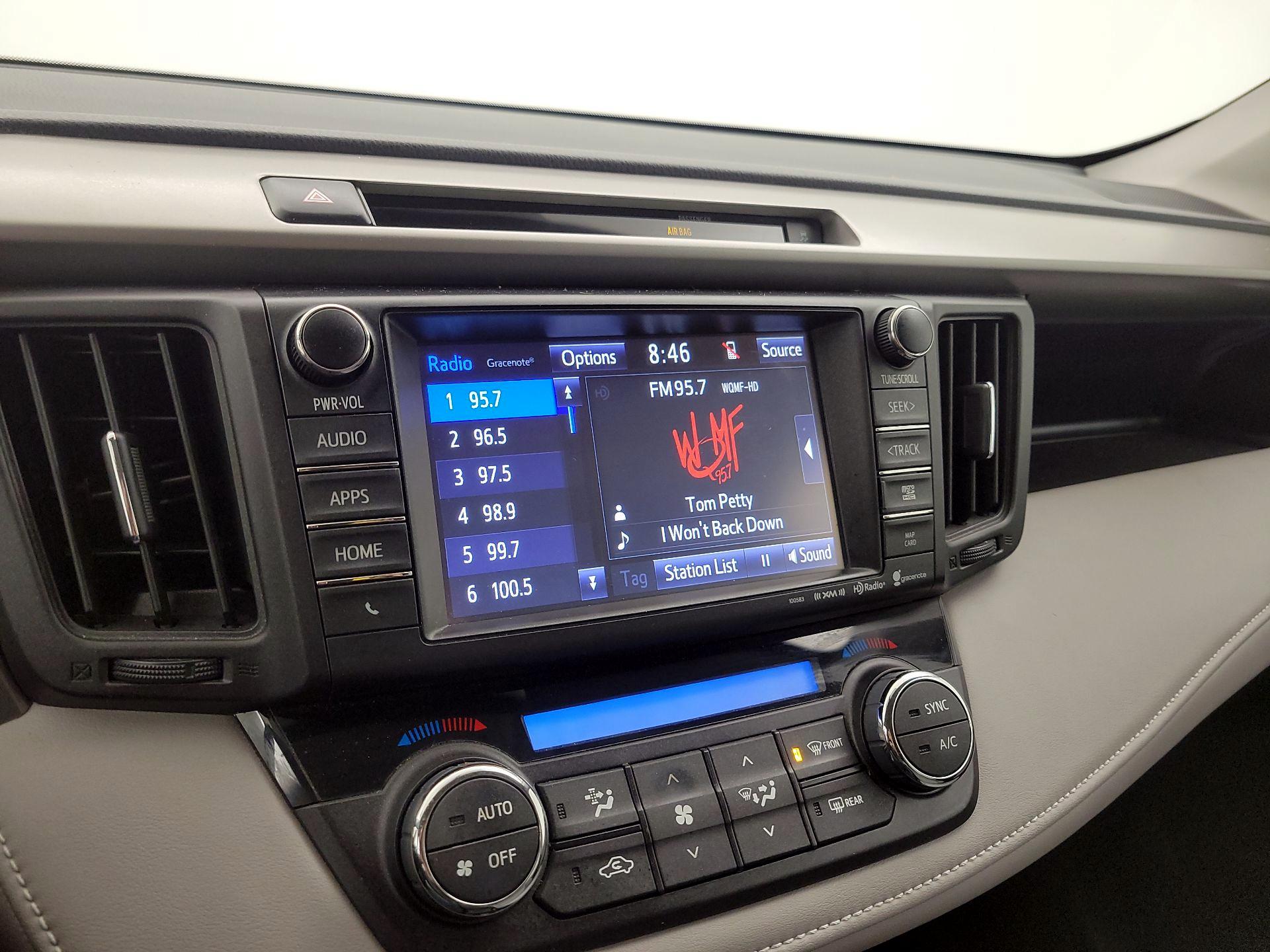 Thumbnail: 2016 Toyota RAV4 - 15