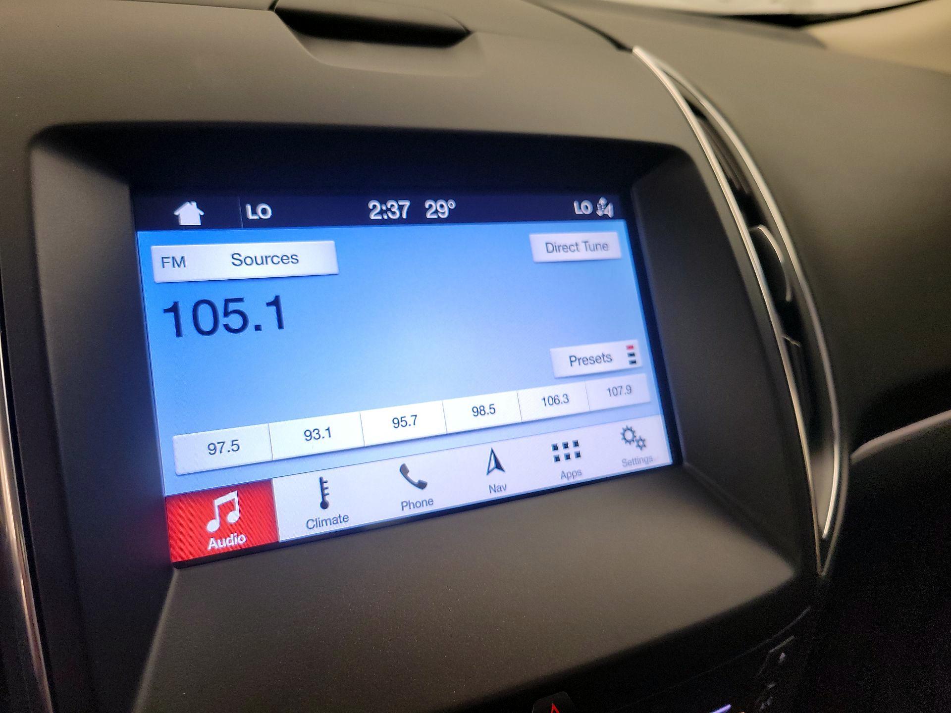 Thumbnail: 2019 Ford Edge - 16