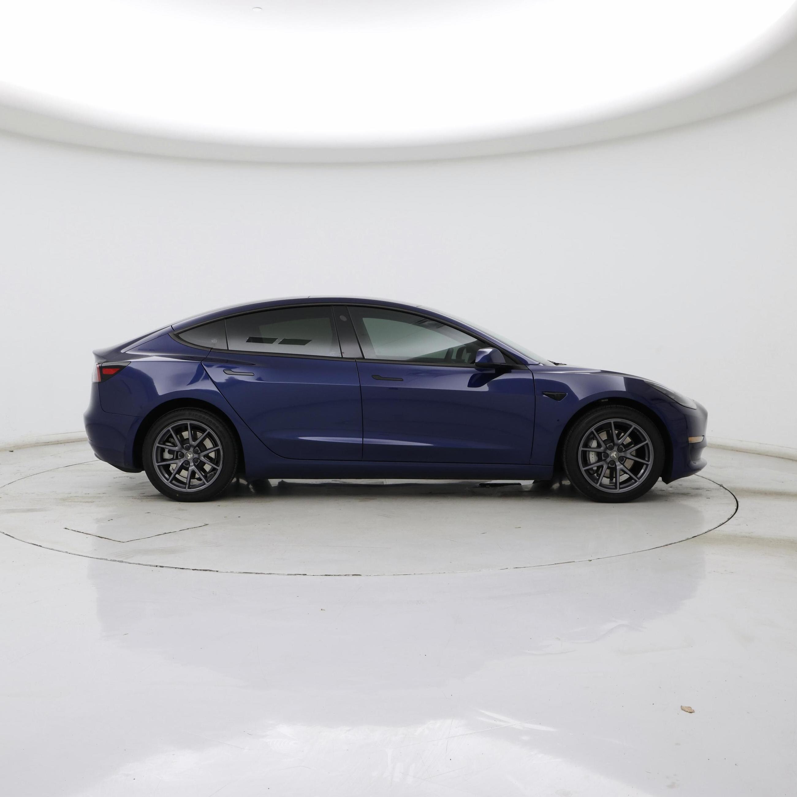 Thumbnail: 2023 Tesla Model 3 - 7