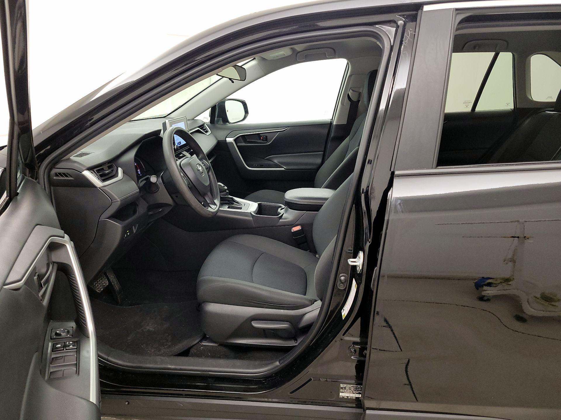 Thumbnail: 2024 Toyota RAV4 - 11