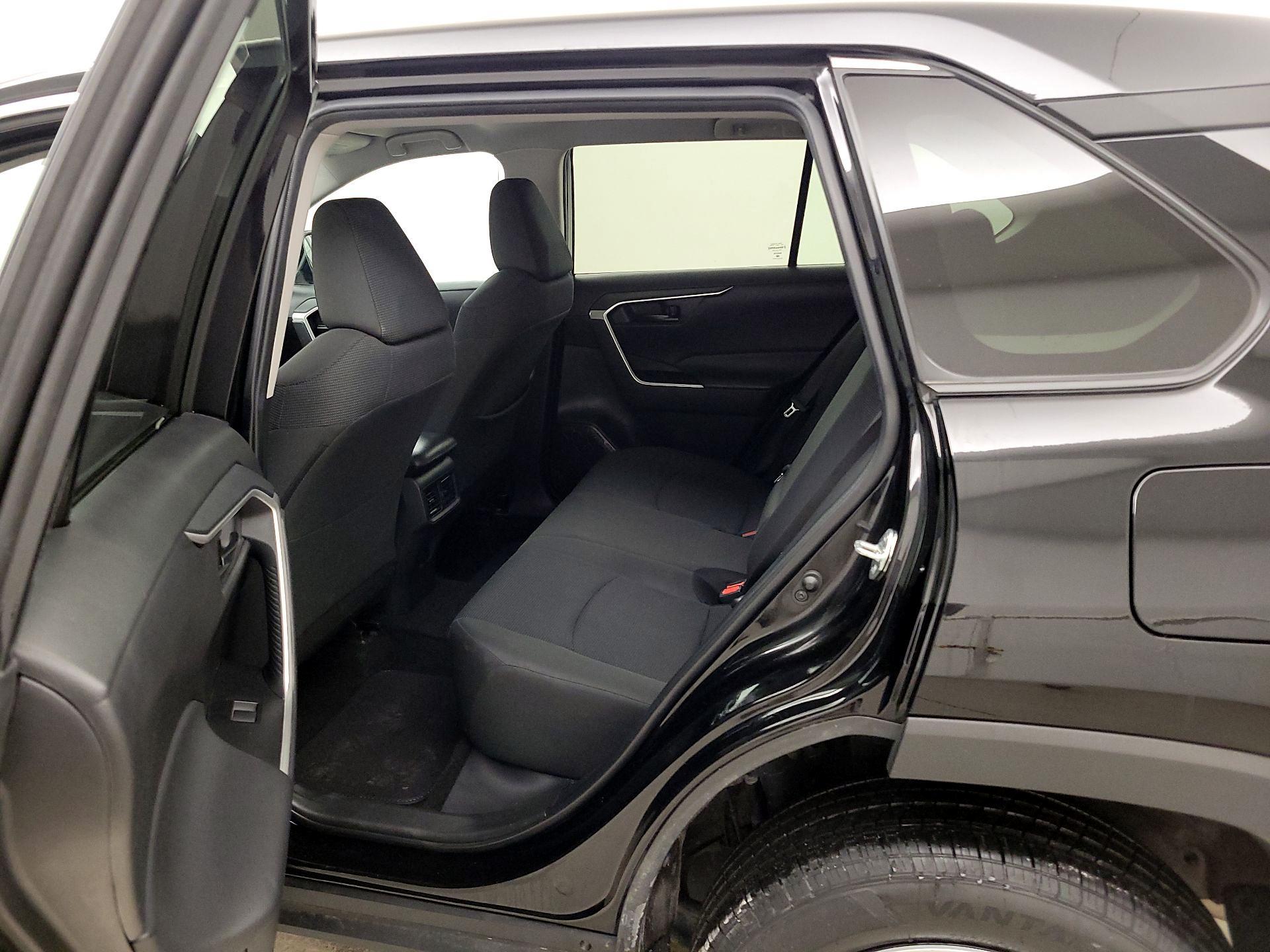 Thumbnail: 2024 Toyota RAV4 - 19