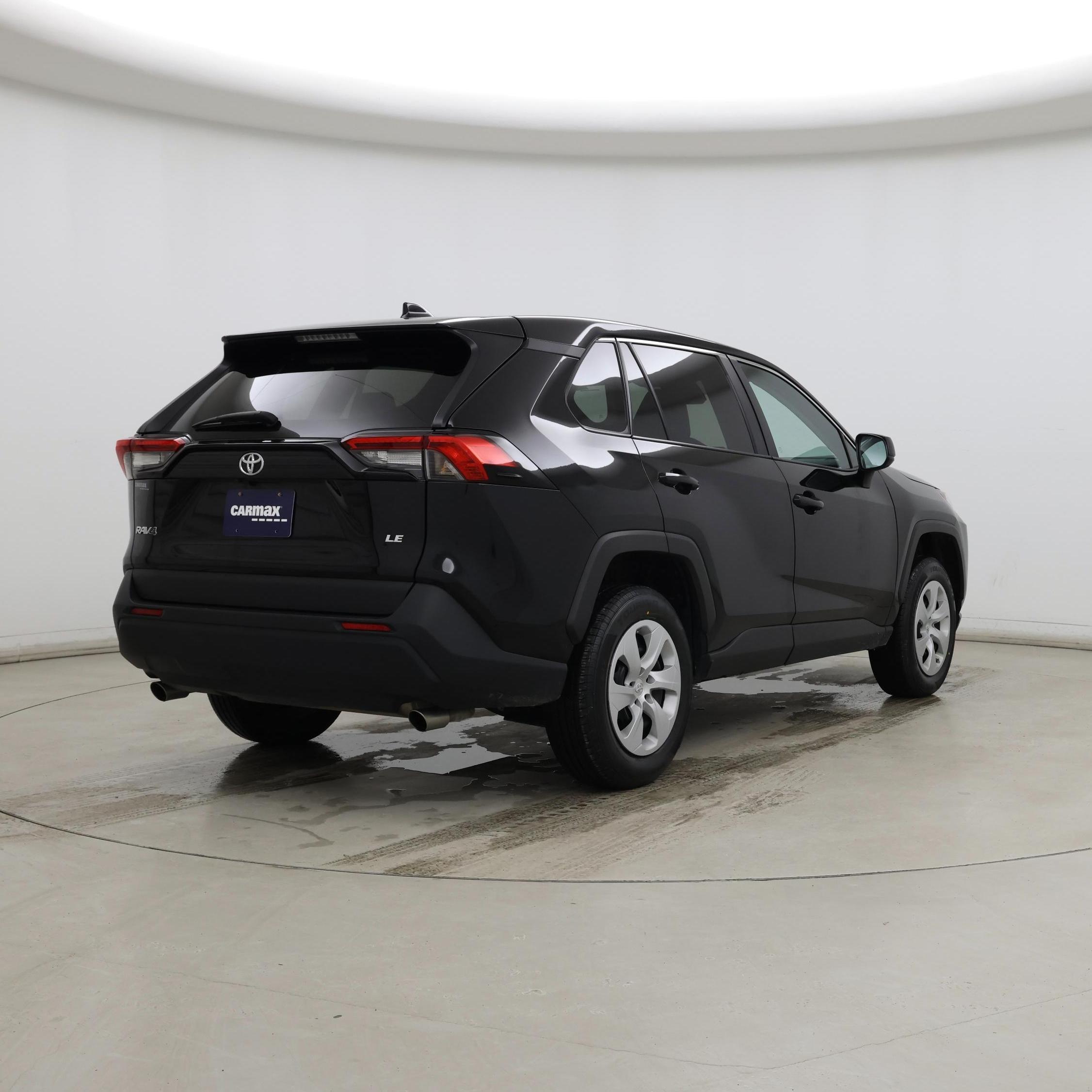 Thumbnail: 2024 Toyota RAV4 - 8