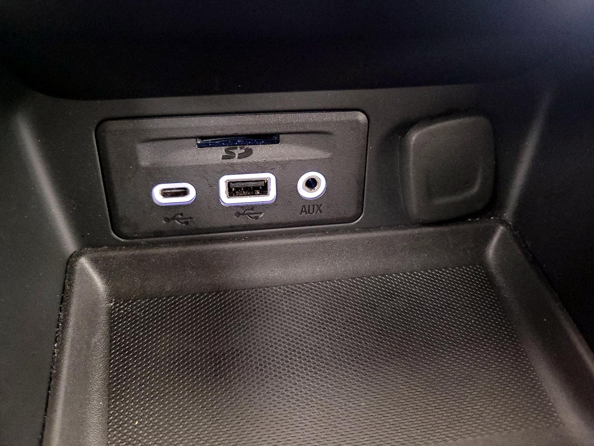 Thumbnail: 2020 GMC Terrain - 18