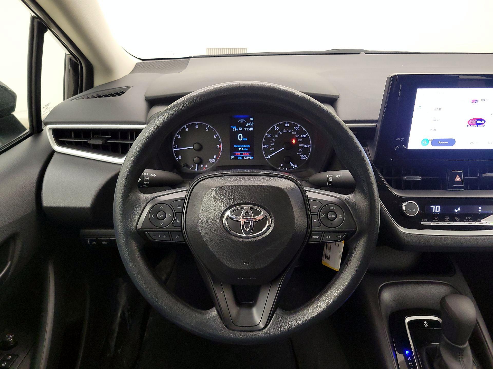 Thumbnail: 2025 Toyota Corolla - 10