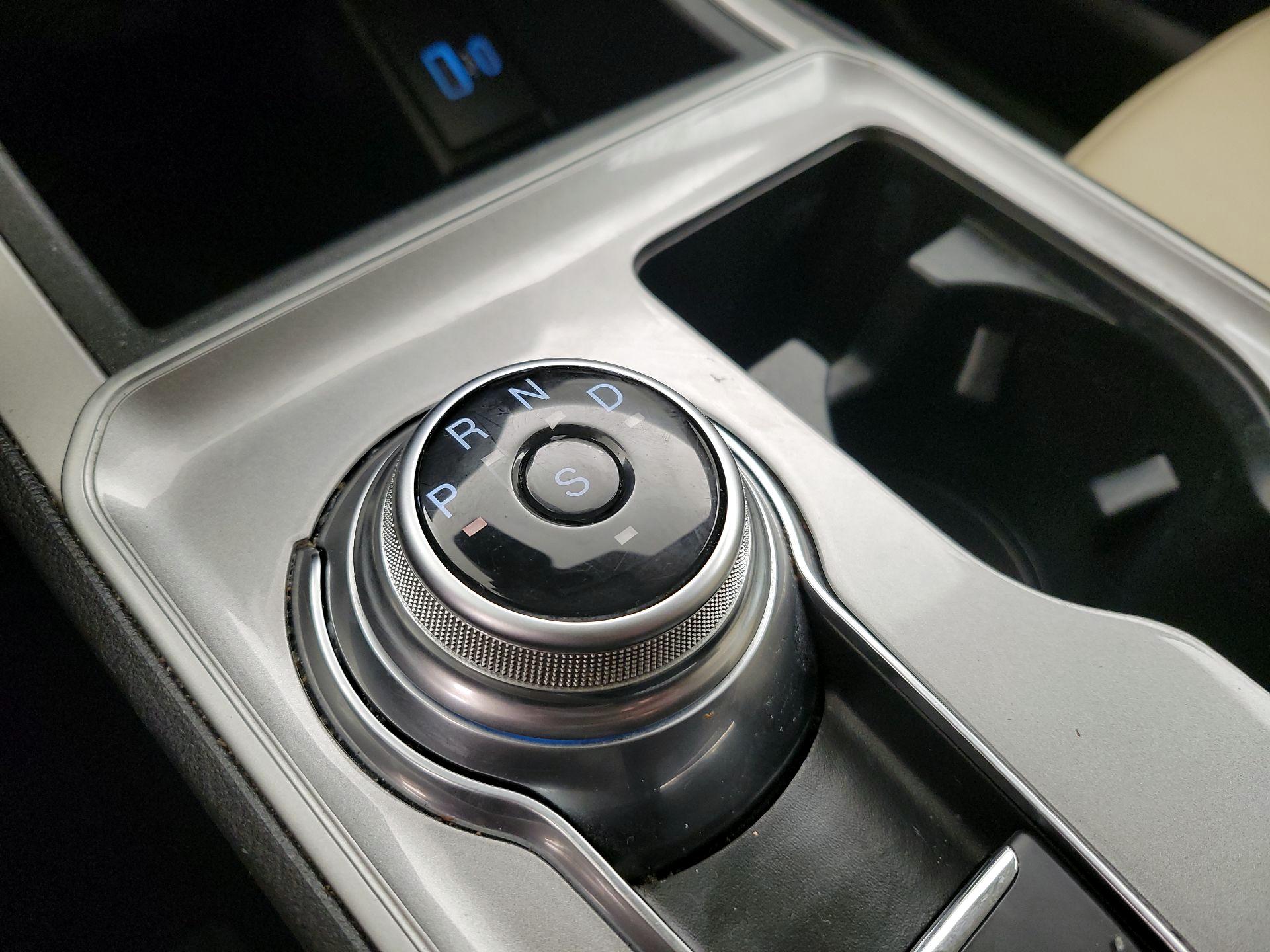 Thumbnail: 2024 Ford Edge - 18