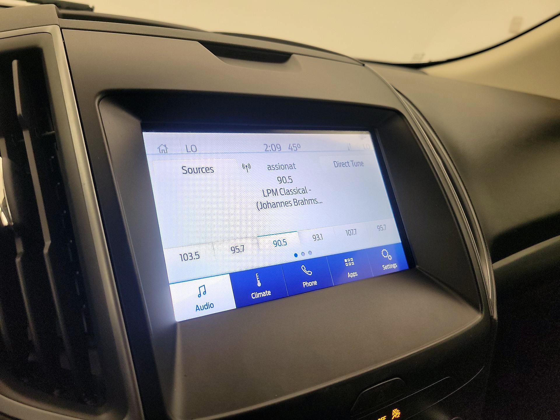 Thumbnail: 2020 Ford Edge - 15