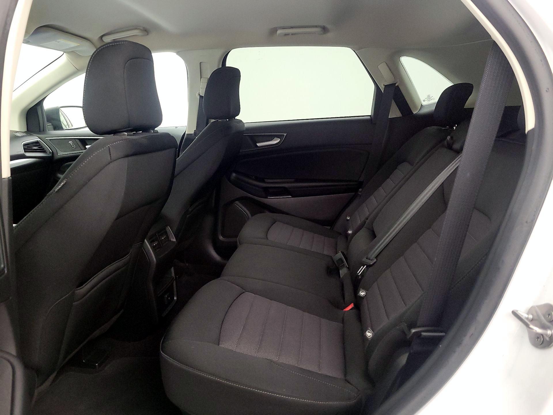 Thumbnail: 2020 Ford Edge - 18