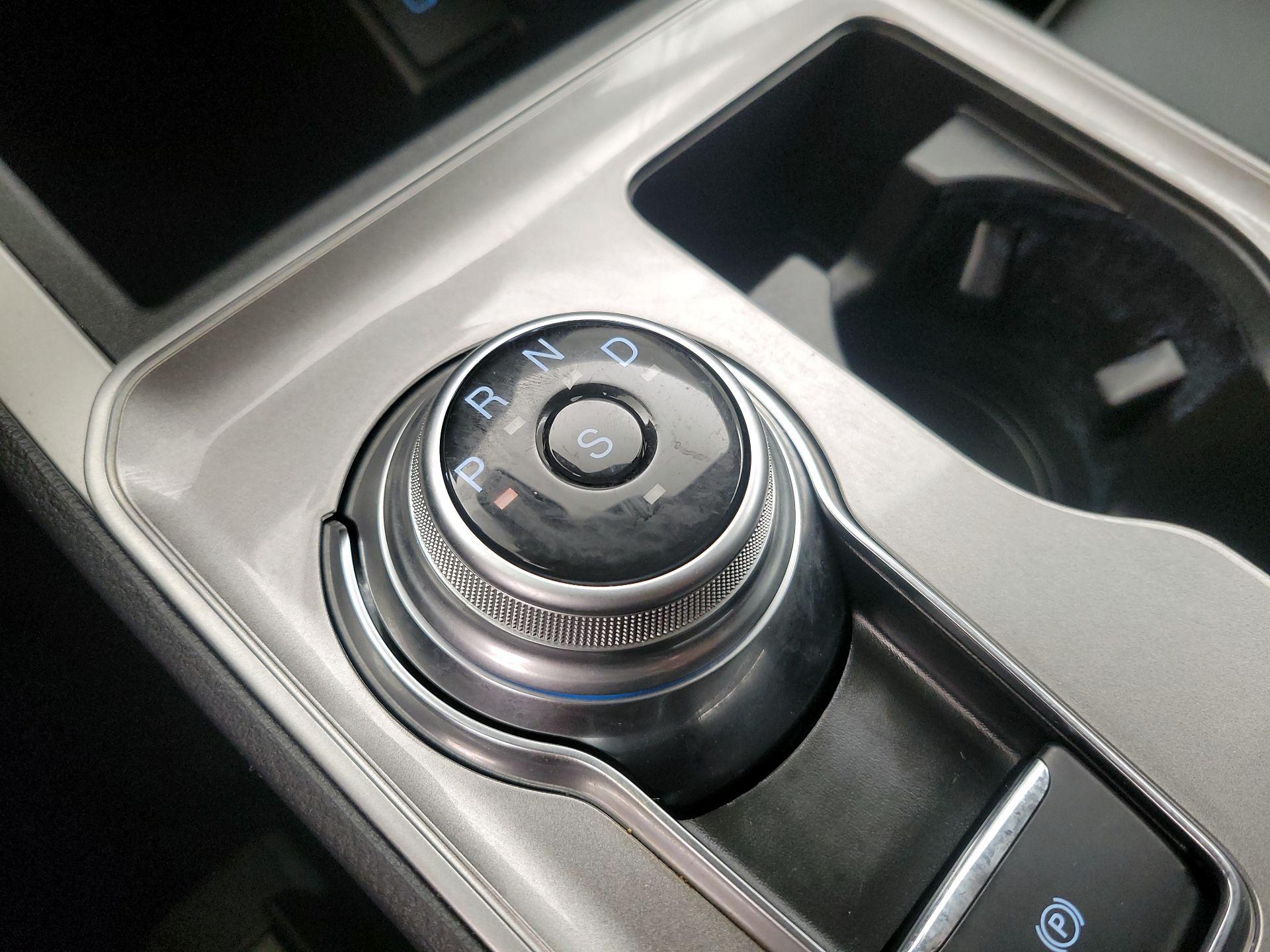 Thumbnail: 2023 Ford Edge - 18