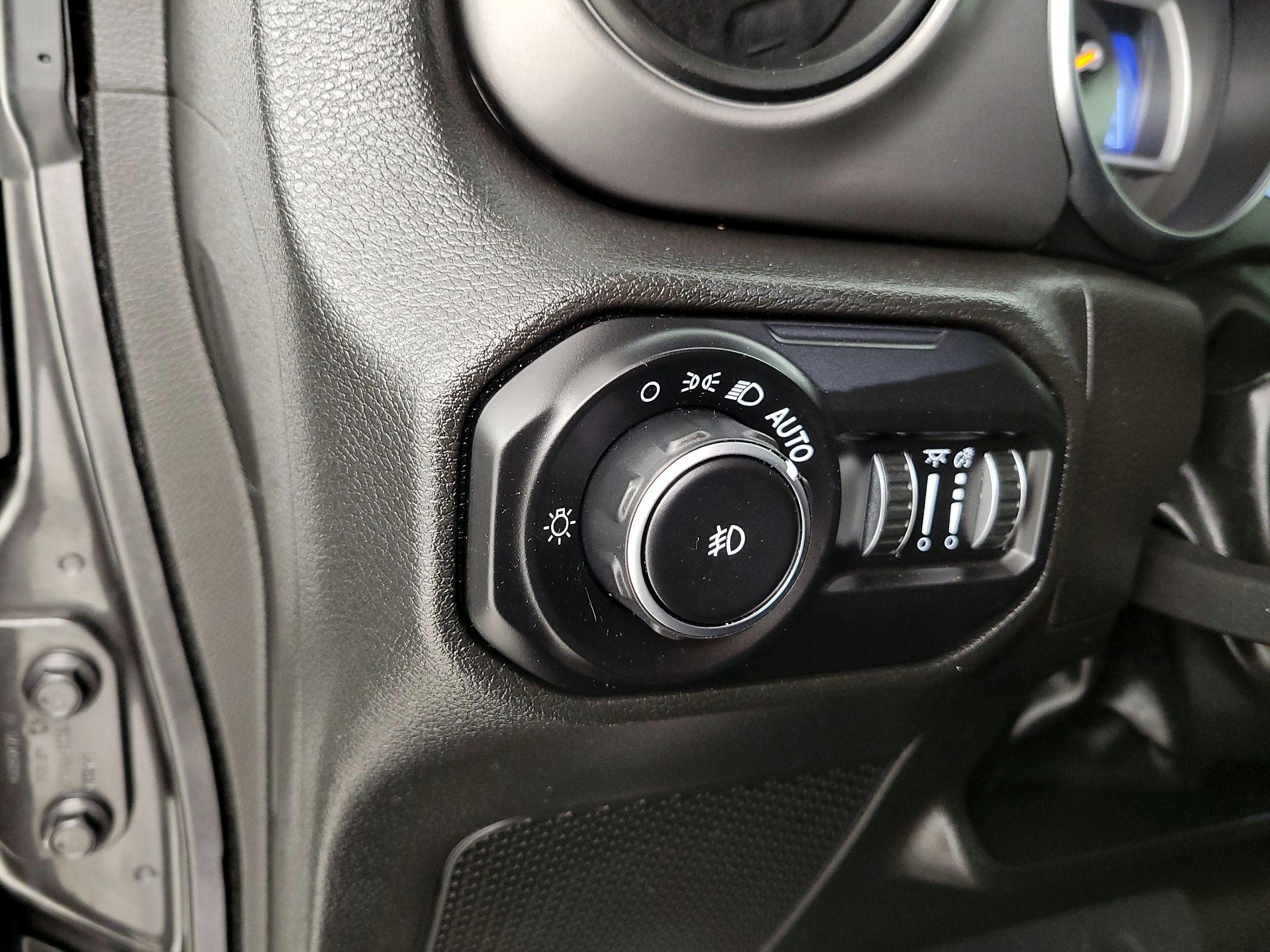 Thumbnail: 2022 Jeep Wrangler - 13