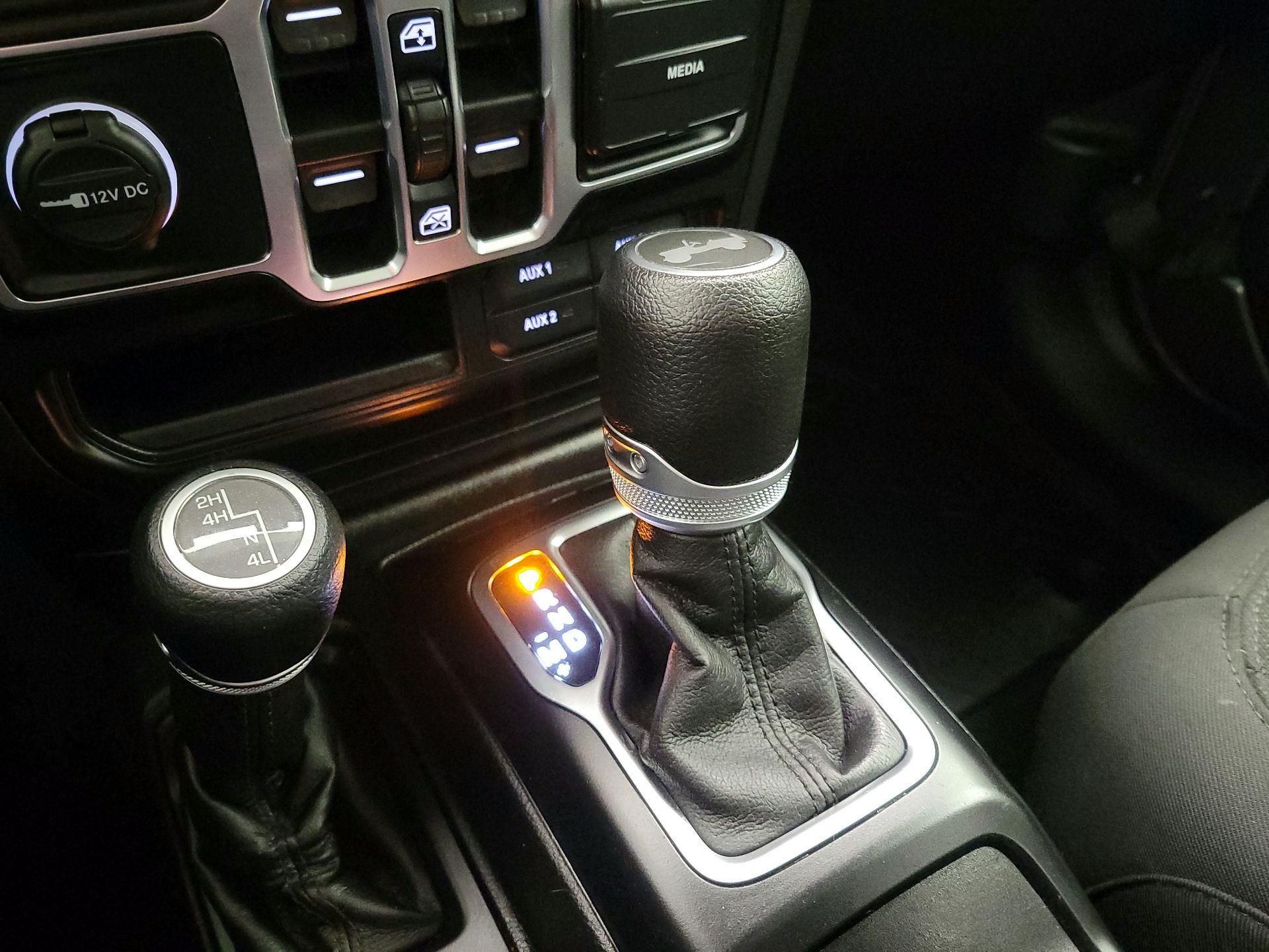 Thumbnail: 2022 Jeep Wrangler - 17