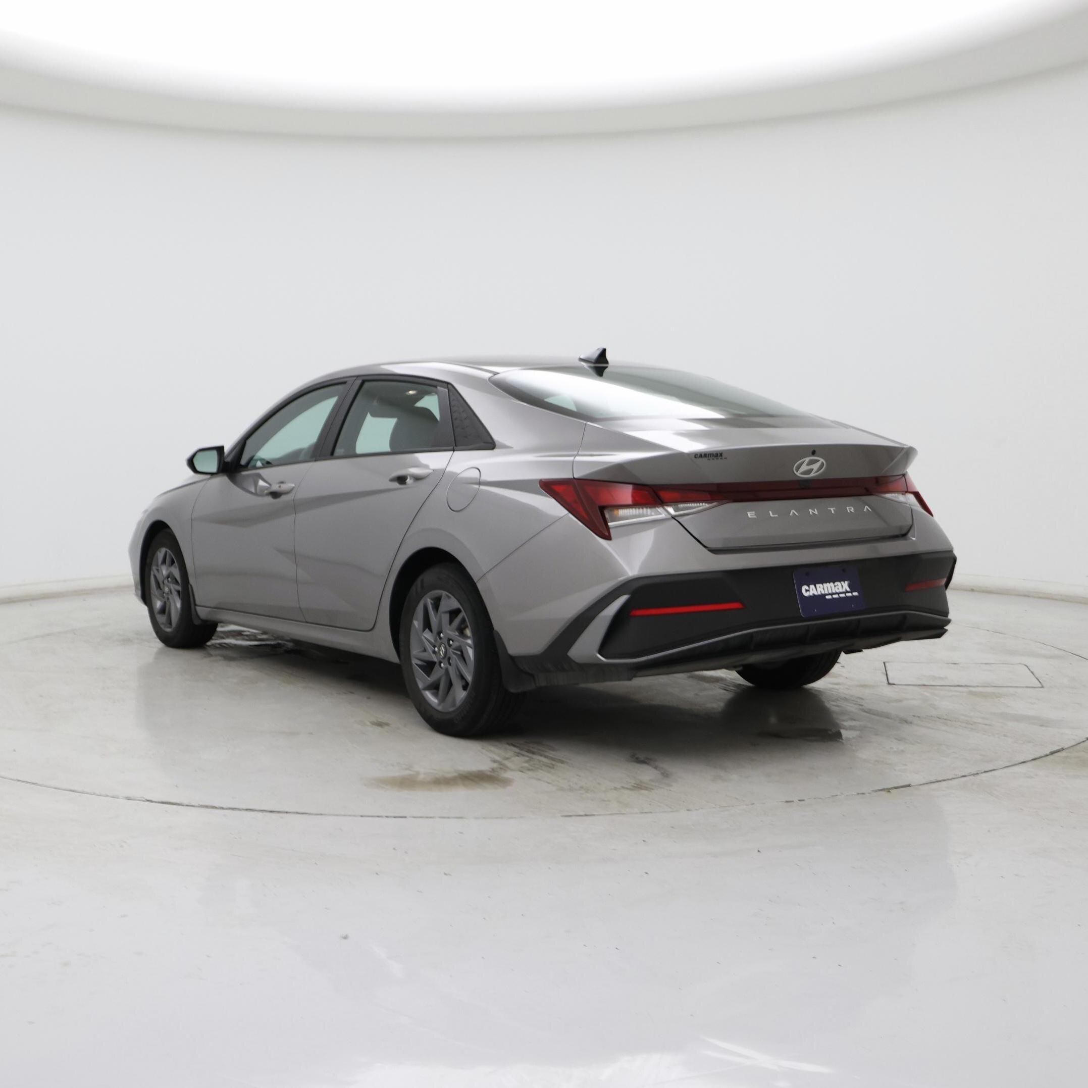 Thumbnail: 2024 Hyundai Elantra - 2