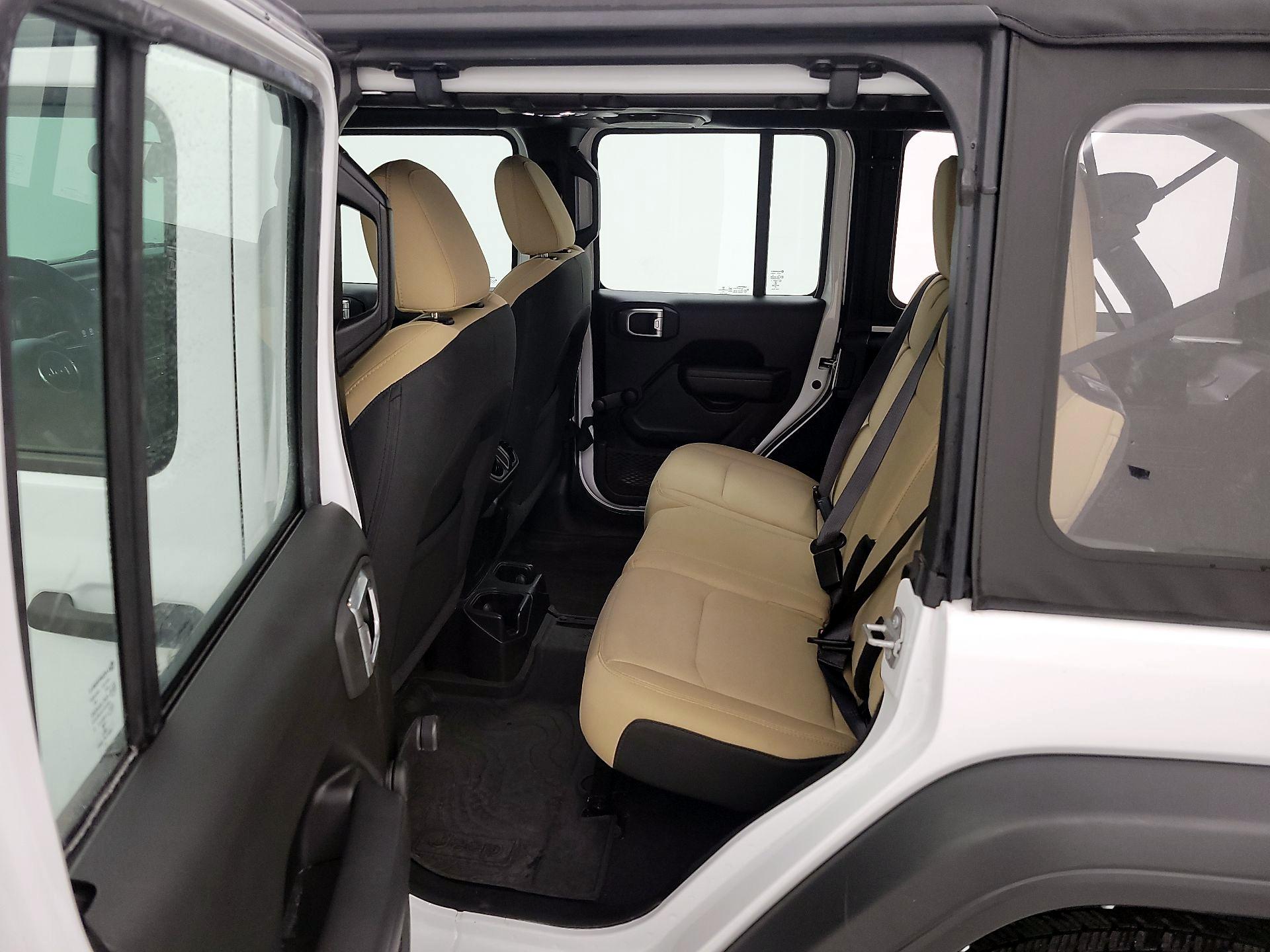 Thumbnail: 2022 Jeep Wrangler - 19