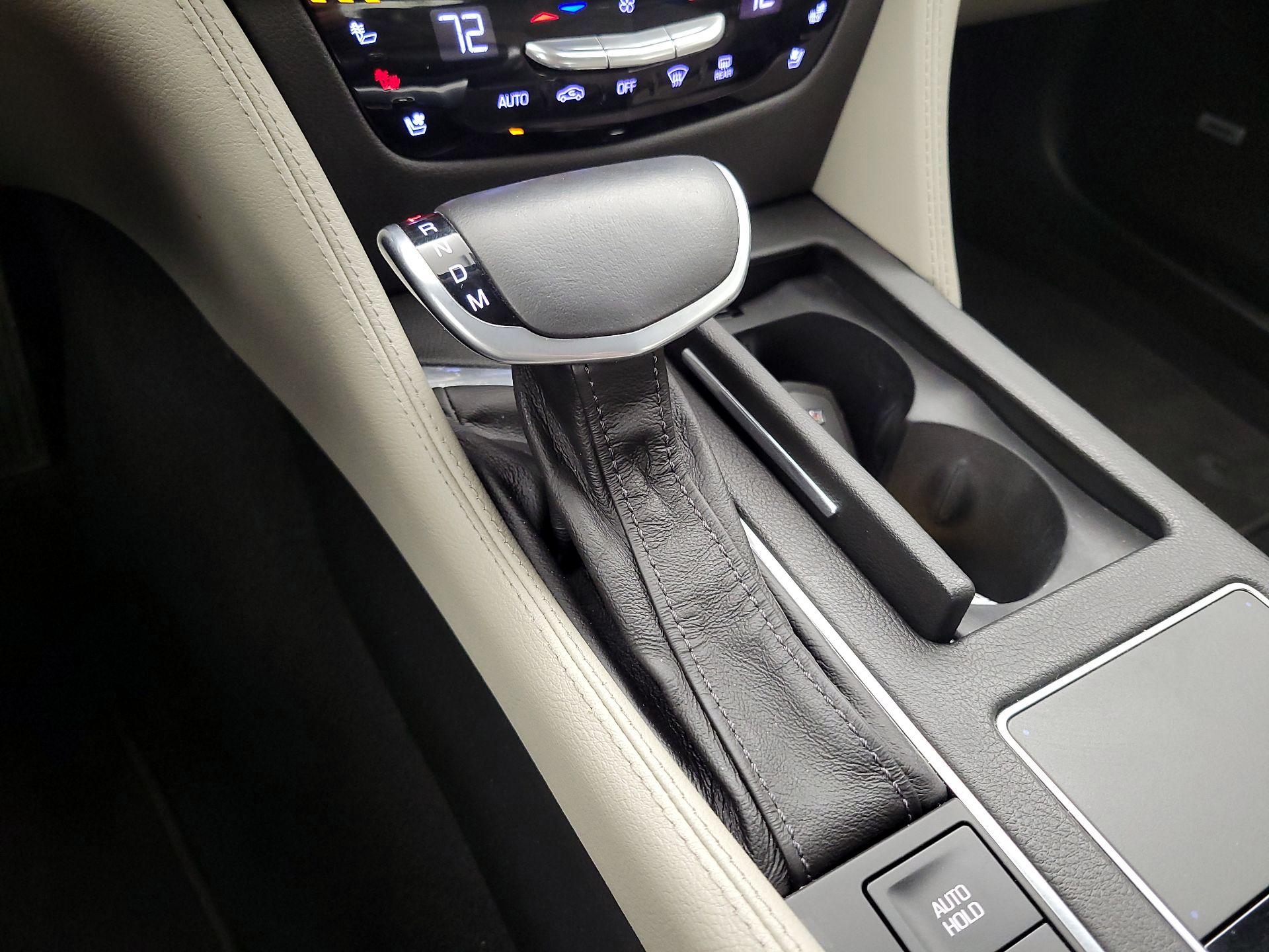 Thumbnail: 2018 Cadillac CT6 - 17