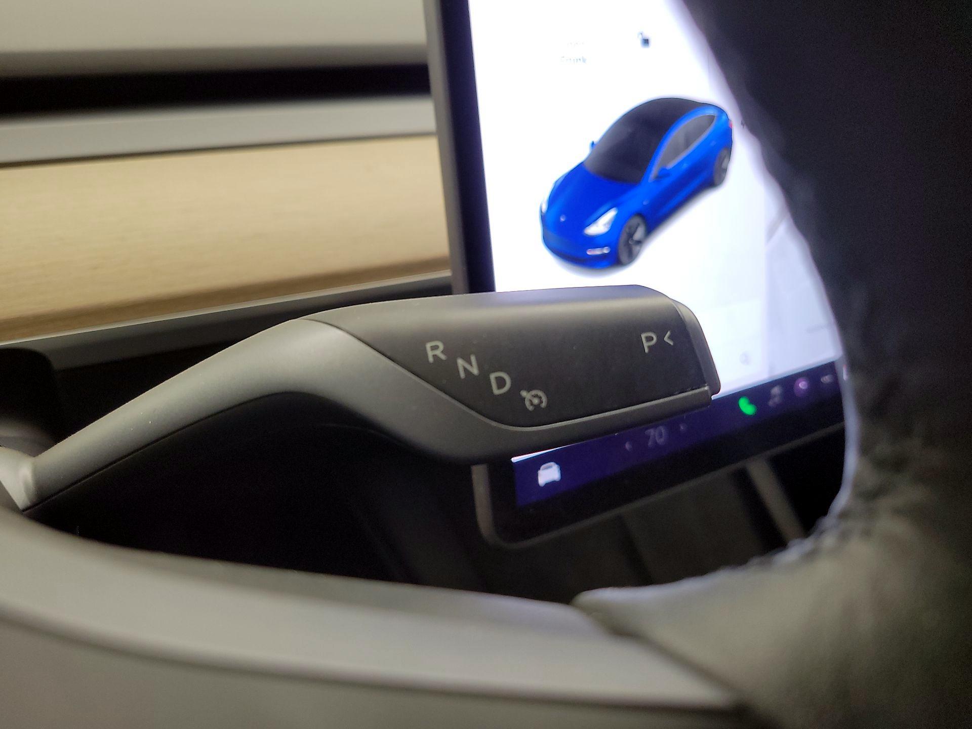 Thumbnail: 2021 Tesla Model 3 - 17