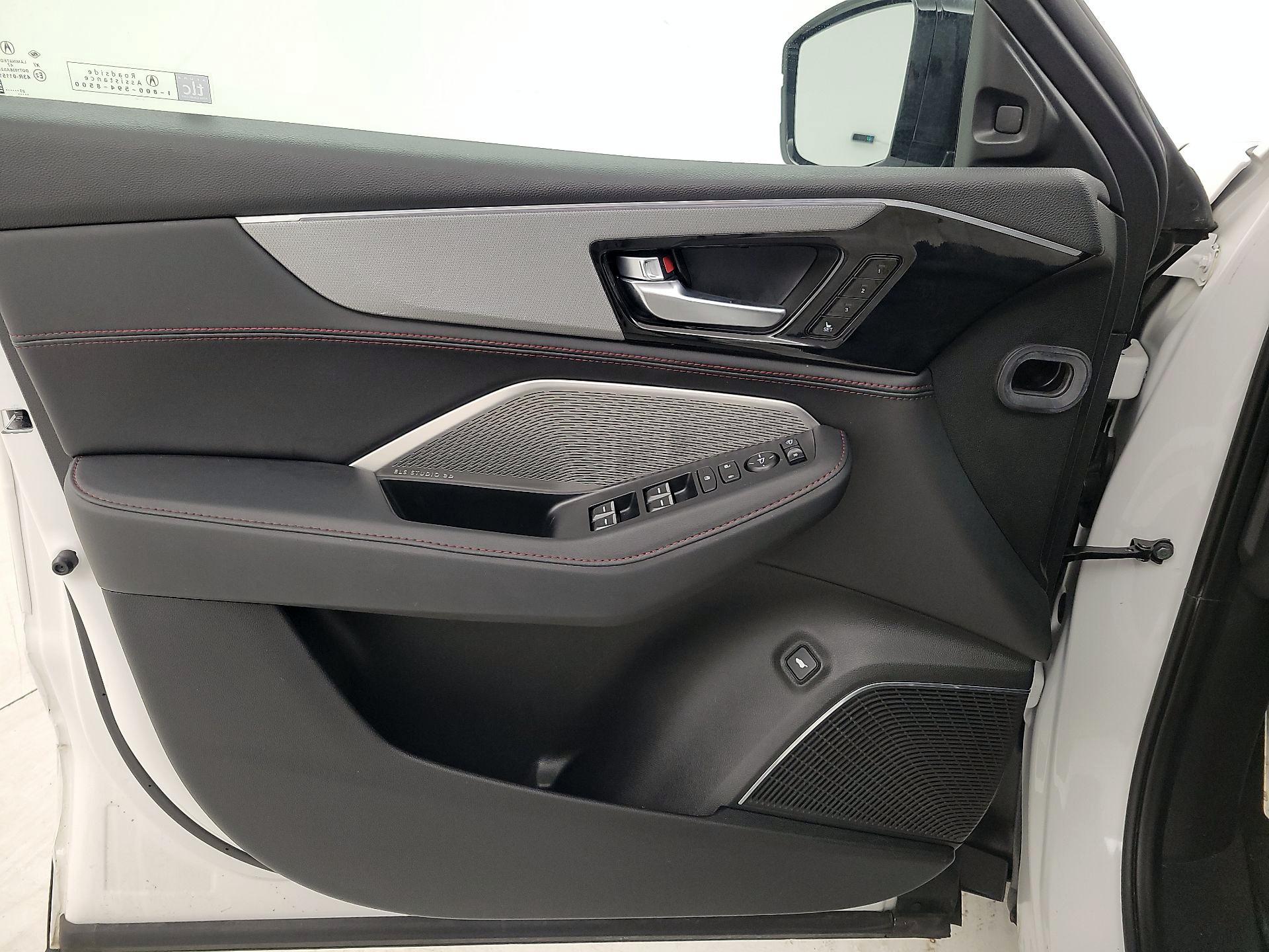 Thumbnail: 2024 Acura MDX - 12