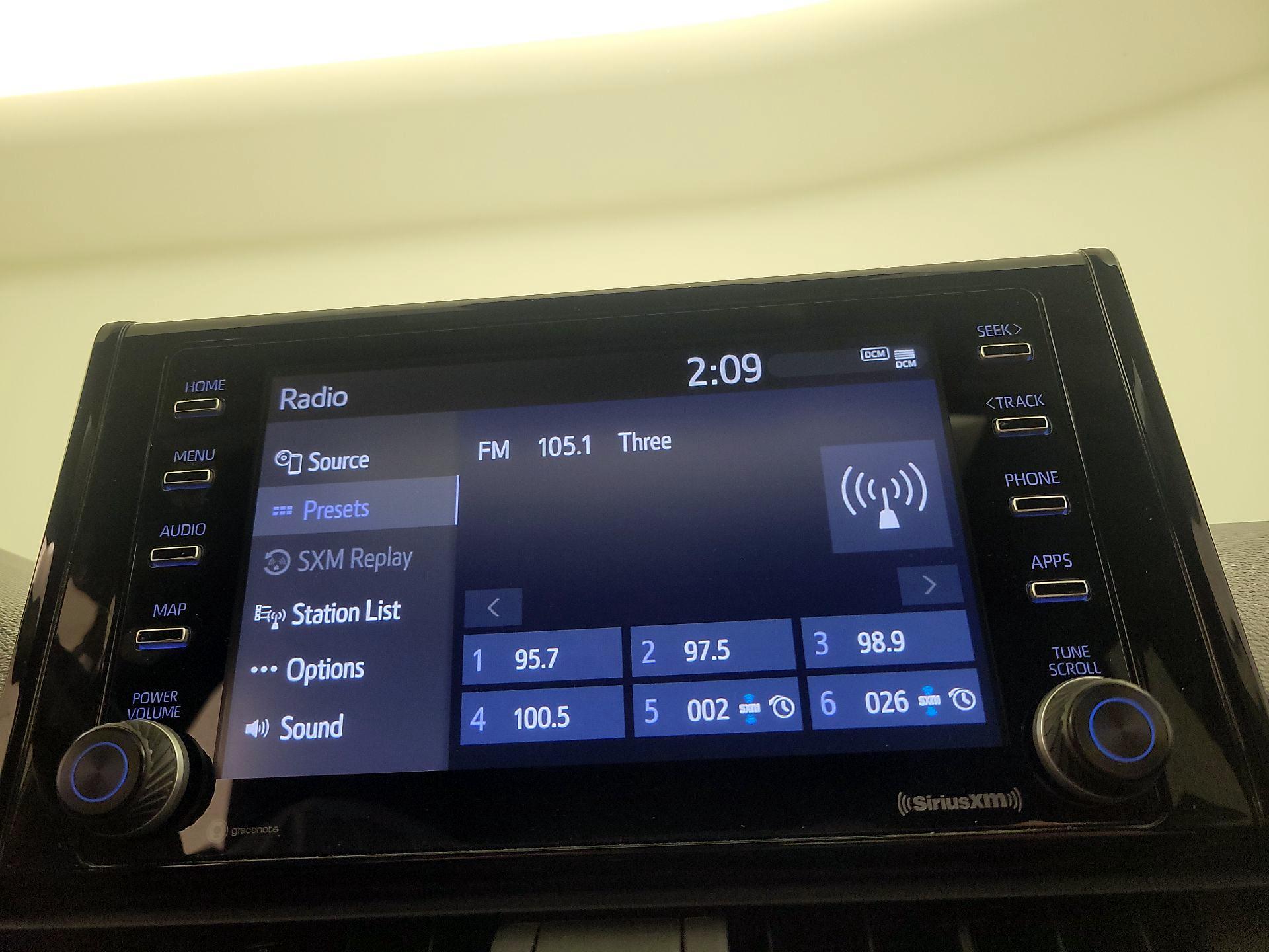 Thumbnail: 2022 Toyota RAV4 - 15