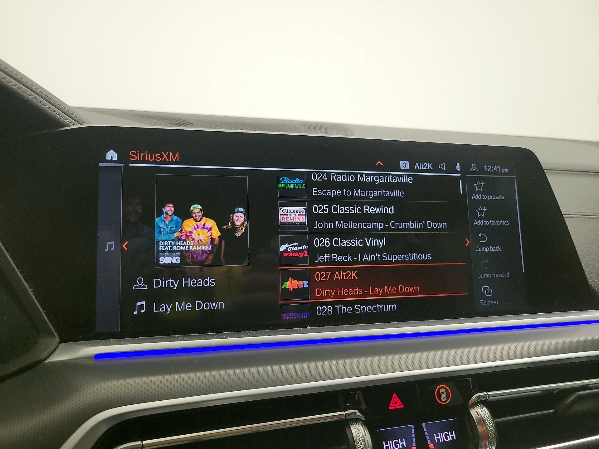 Thumbnail: 2022 BMW X5 - 16