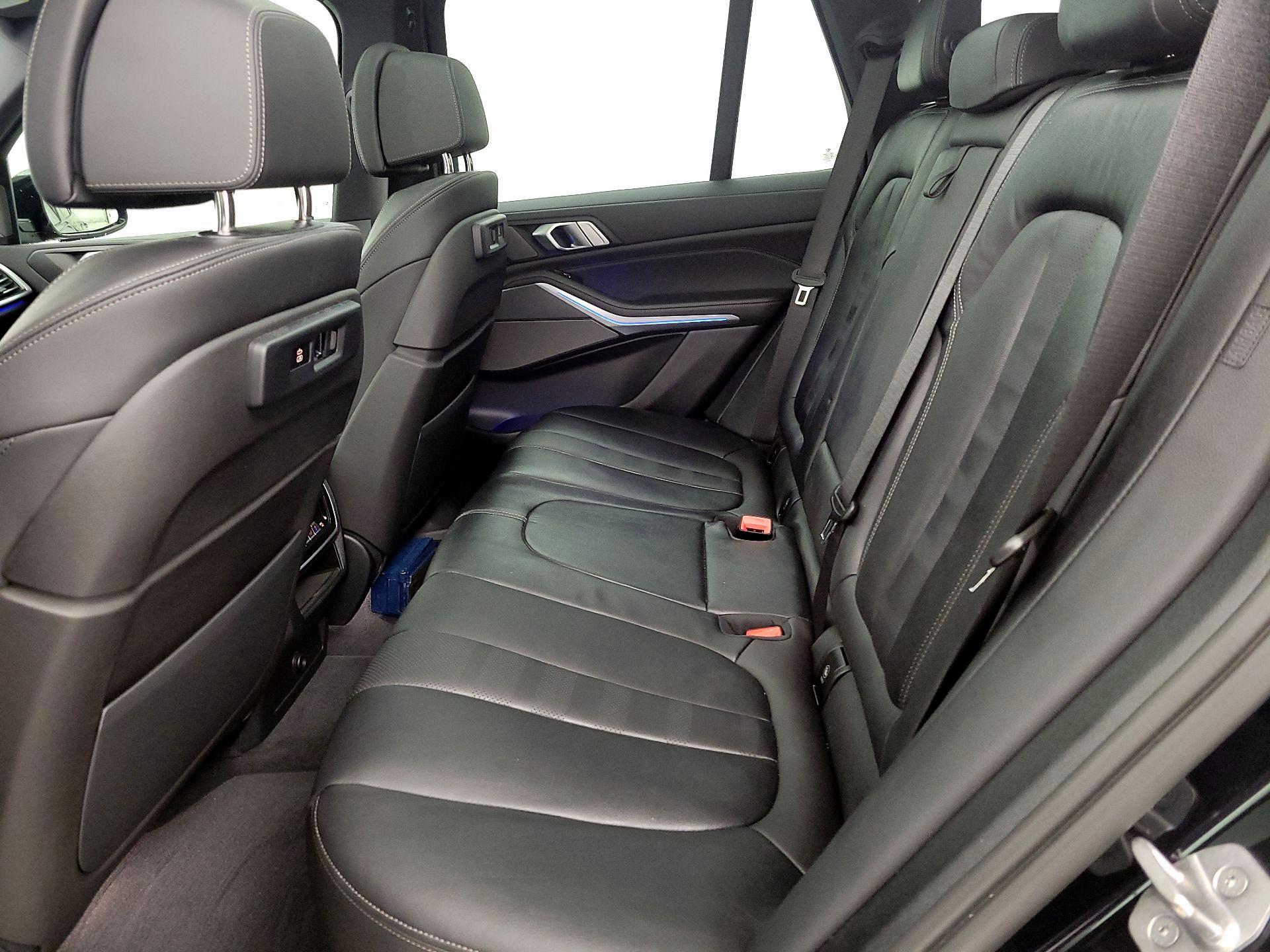 Thumbnail: 2022 BMW X5 - 20