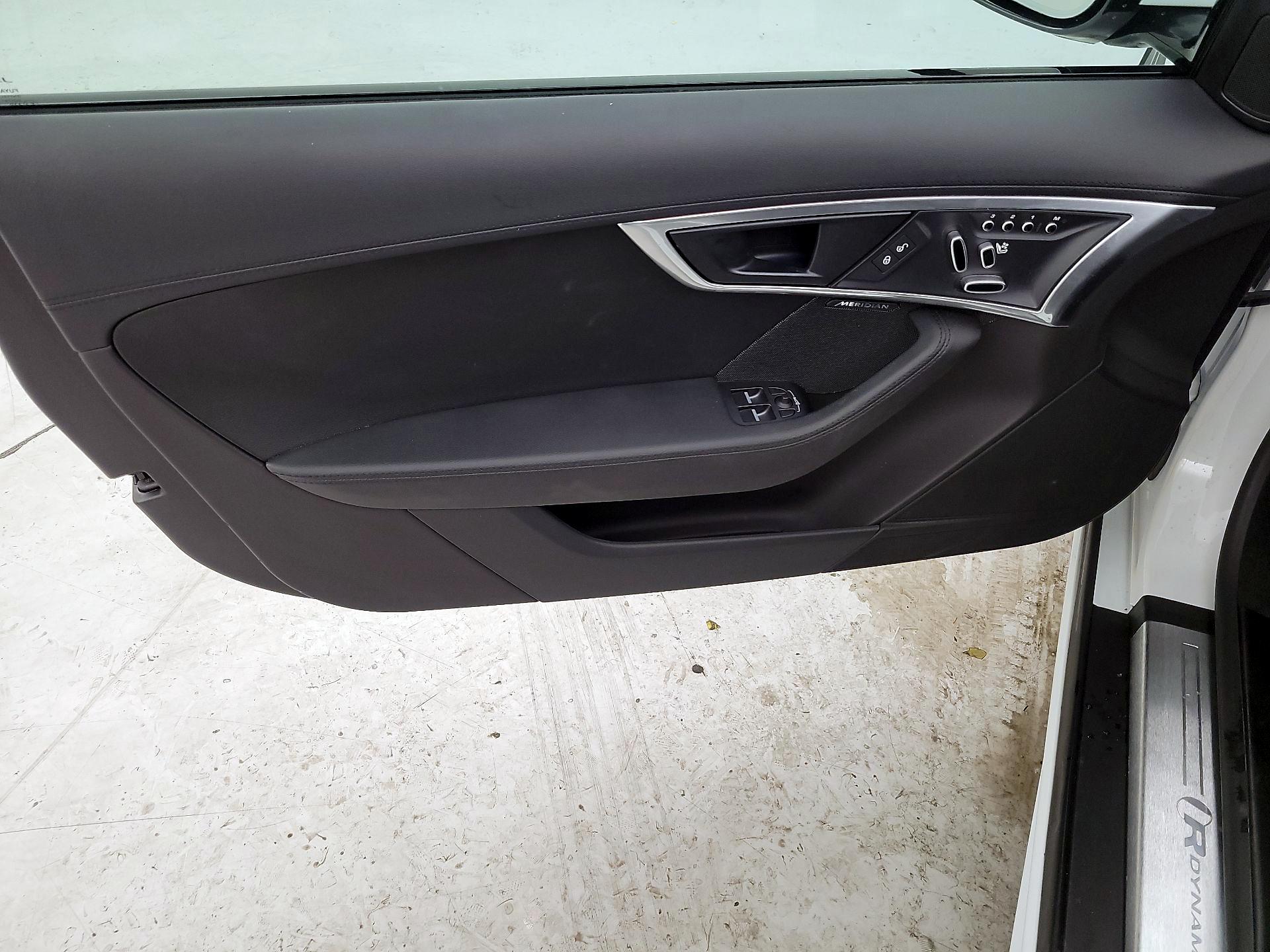 Thumbnail: 2018 Jaguar F-Type - 12