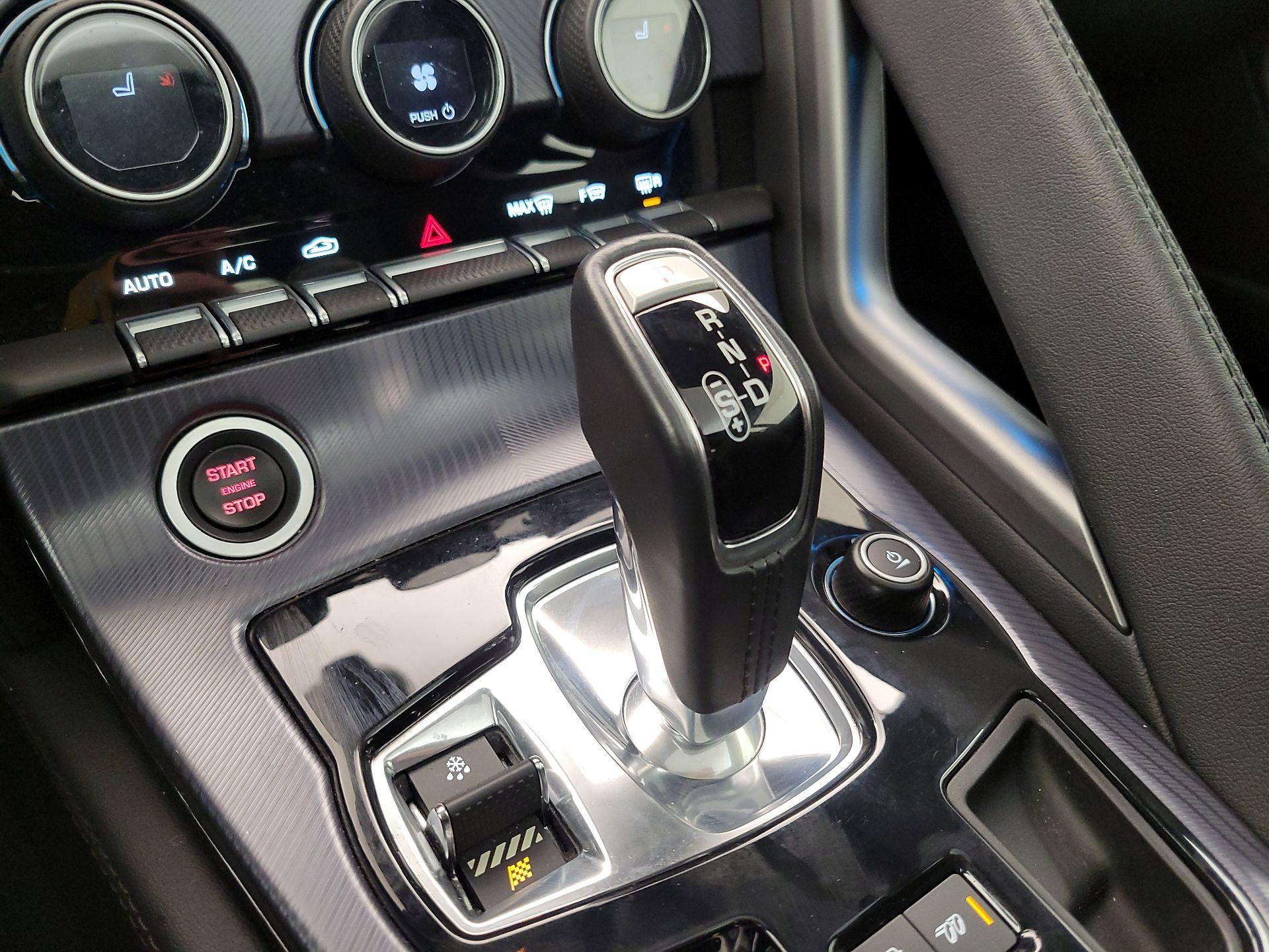 Thumbnail: 2018 Jaguar F-Type - 17