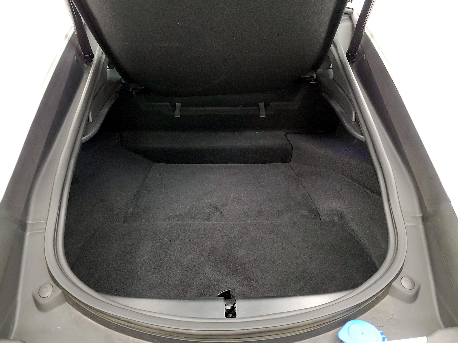 Thumbnail: 2018 Jaguar F-Type - 19