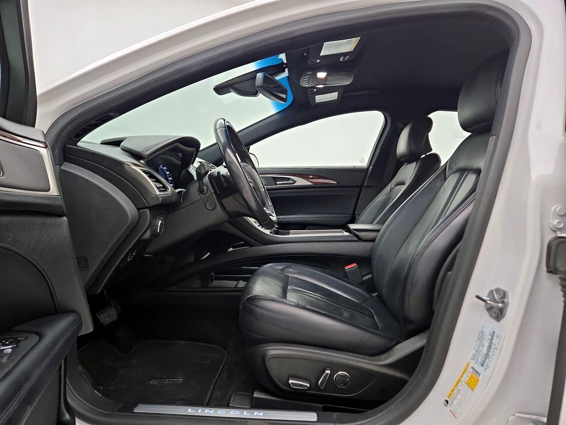 Thumbnail: 2018 Lincoln MKZ - 11