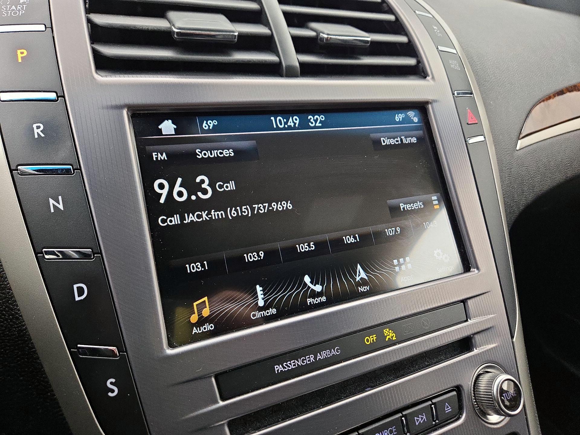 Thumbnail: 2018 Lincoln MKZ - 16