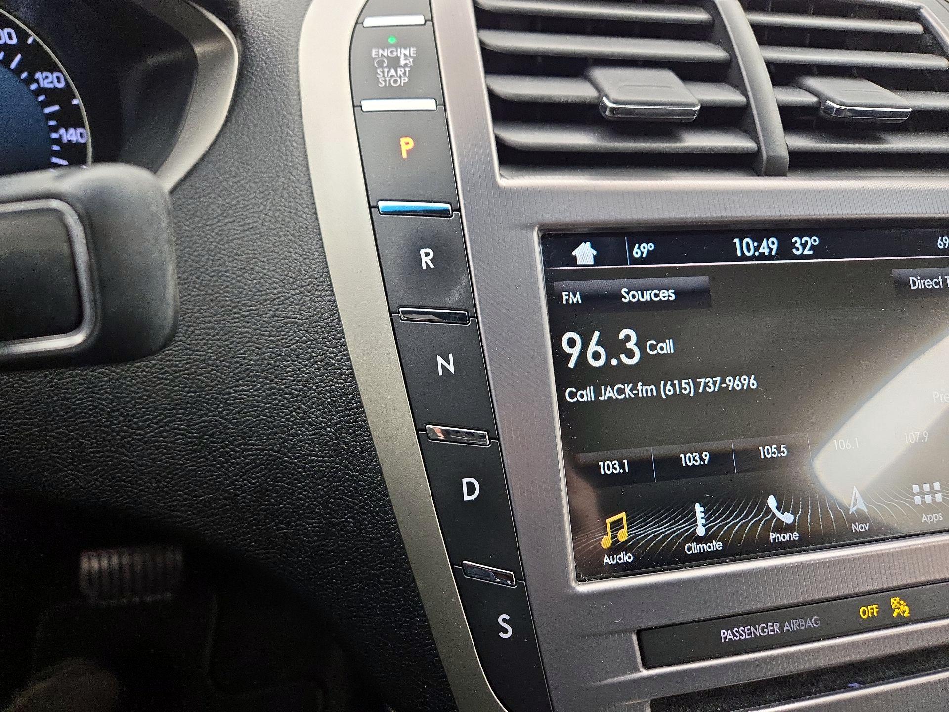 Thumbnail: 2018 Lincoln MKZ - 18